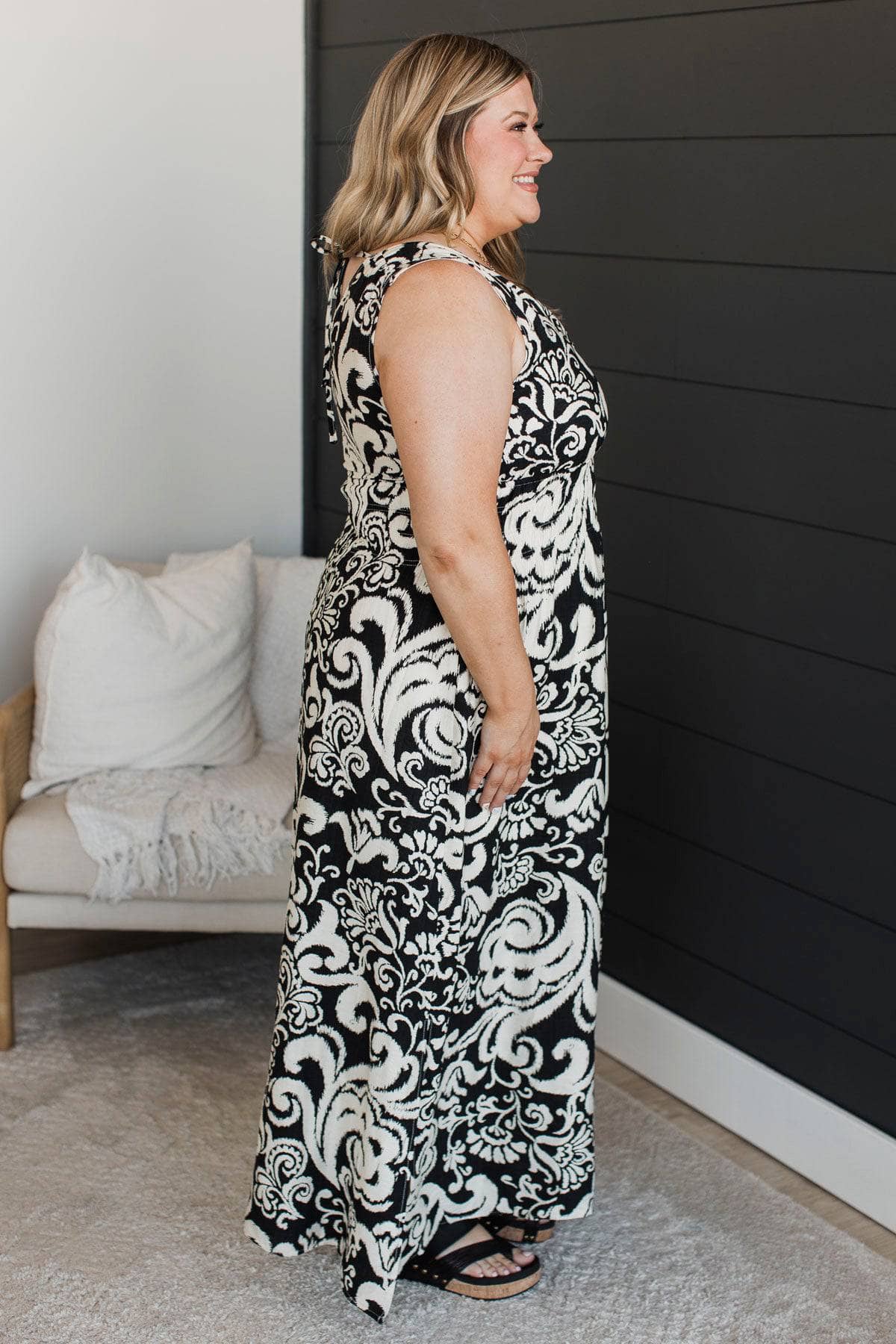 Dancing Into The Night Floral Dress- Black - Image 6
