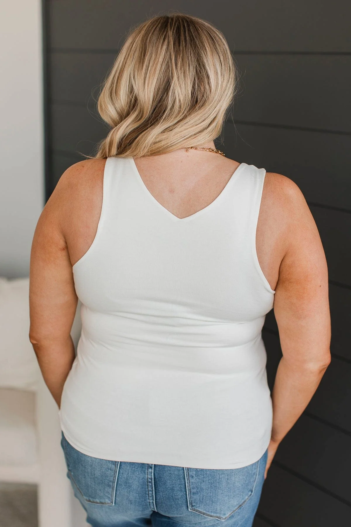 A Little Bit Longer V-Neck Tank Top- Off-White - Image 7