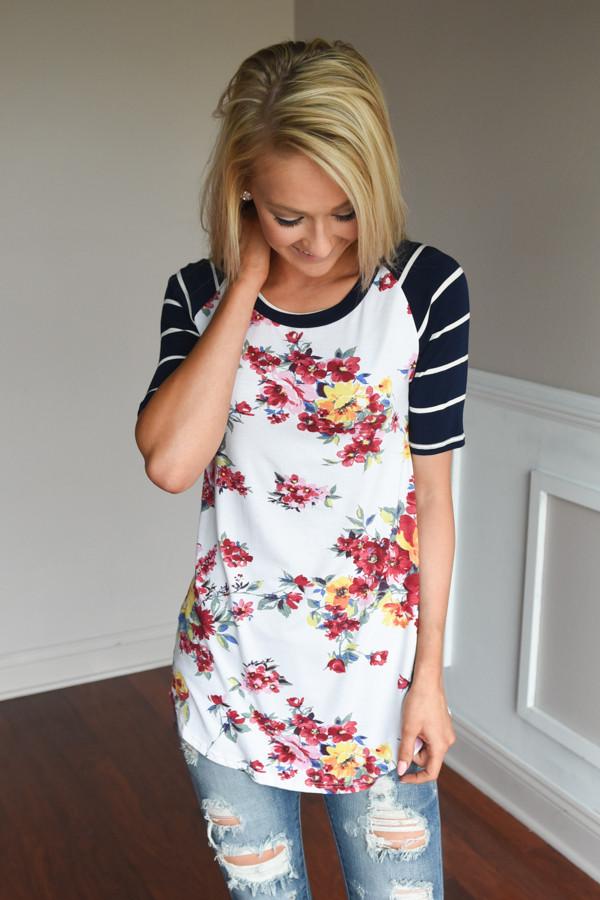 A Little Flirty Floral Top Navy - Image 2