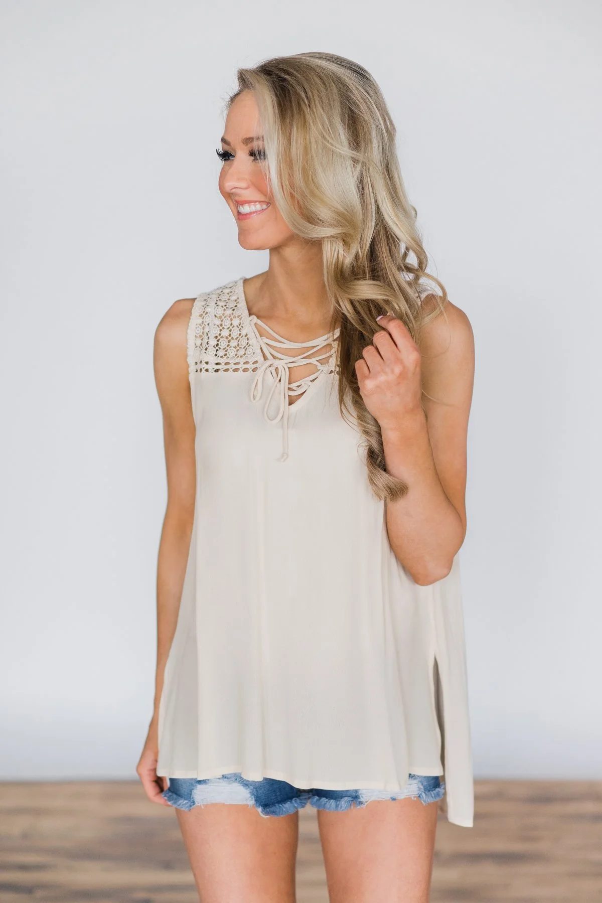 A Perfect View Cream Tank Top - Image 4