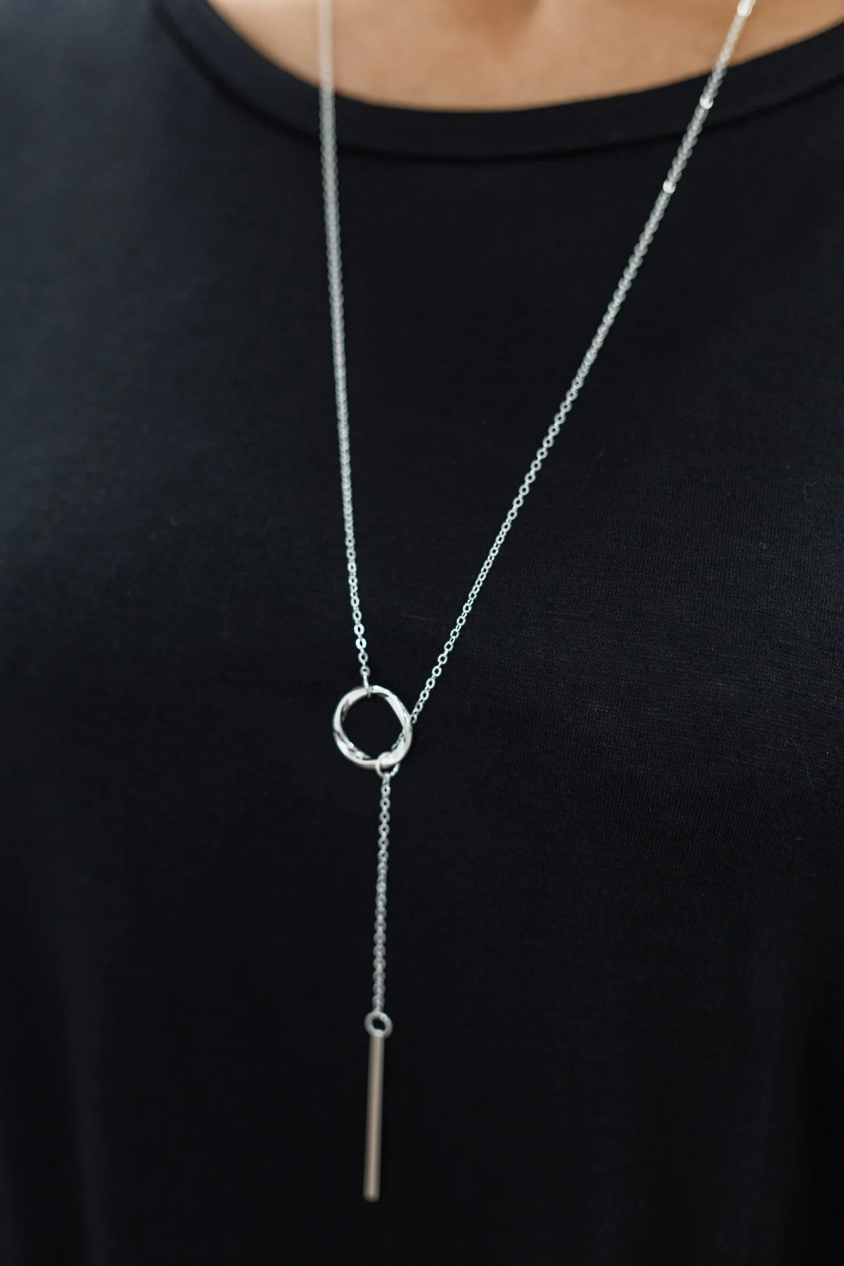 Adjustable Bar & Circle Necklace - Silver - Image 2