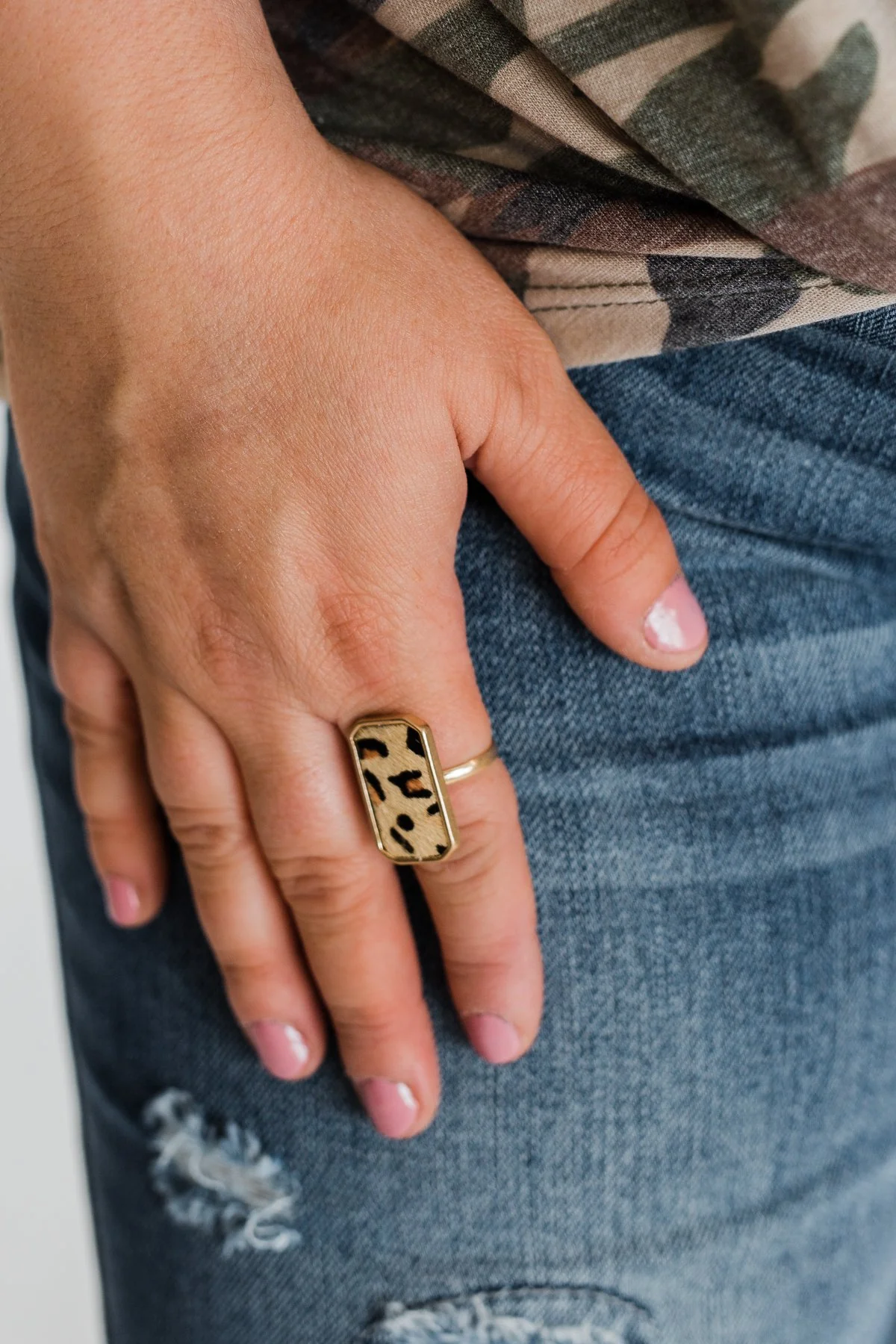 Adjustable Leopard Print Gold Ring - Image 2