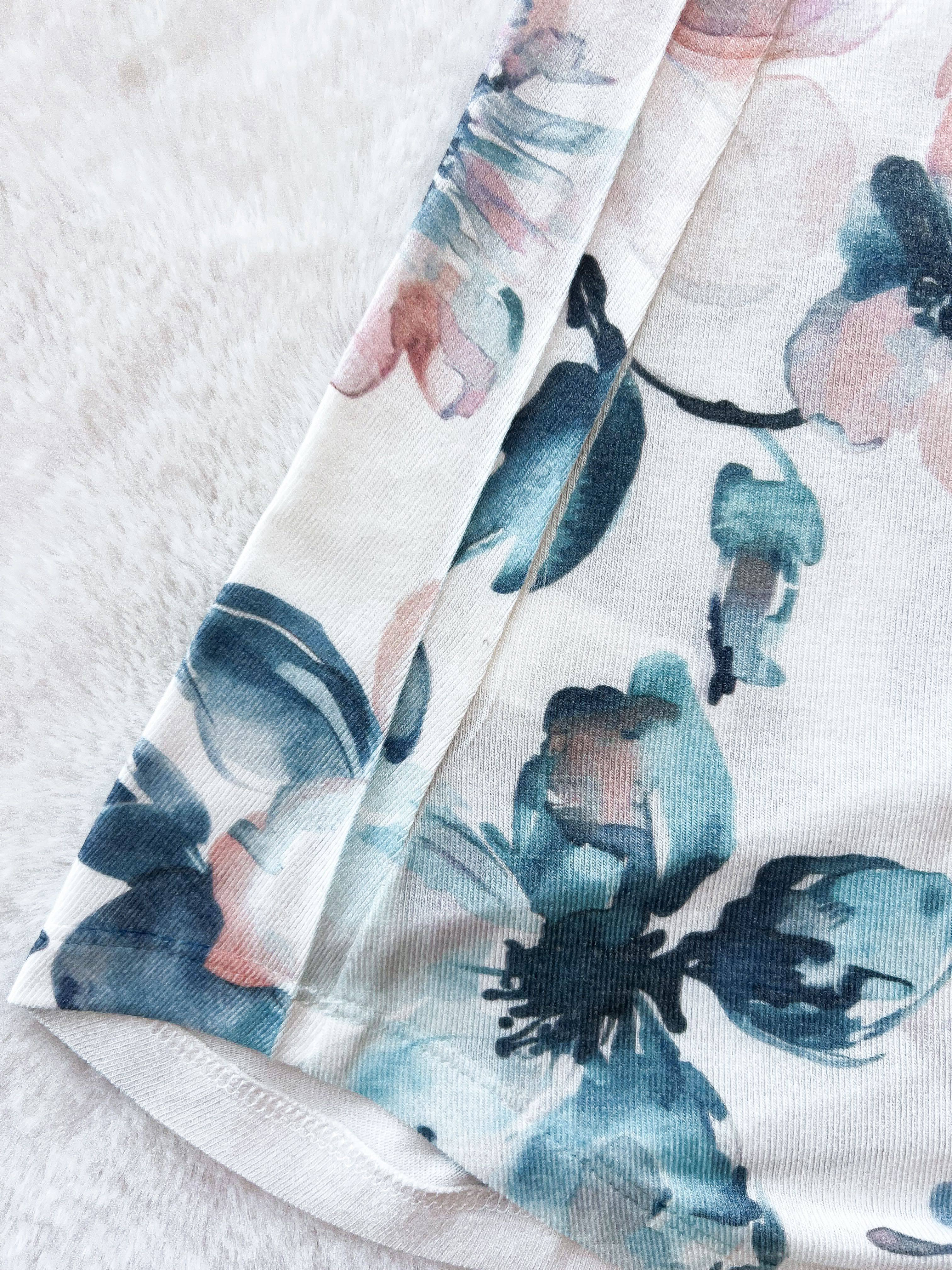 Admirable Confidence Floral Tank Top- Ivory & Blue - Image 10