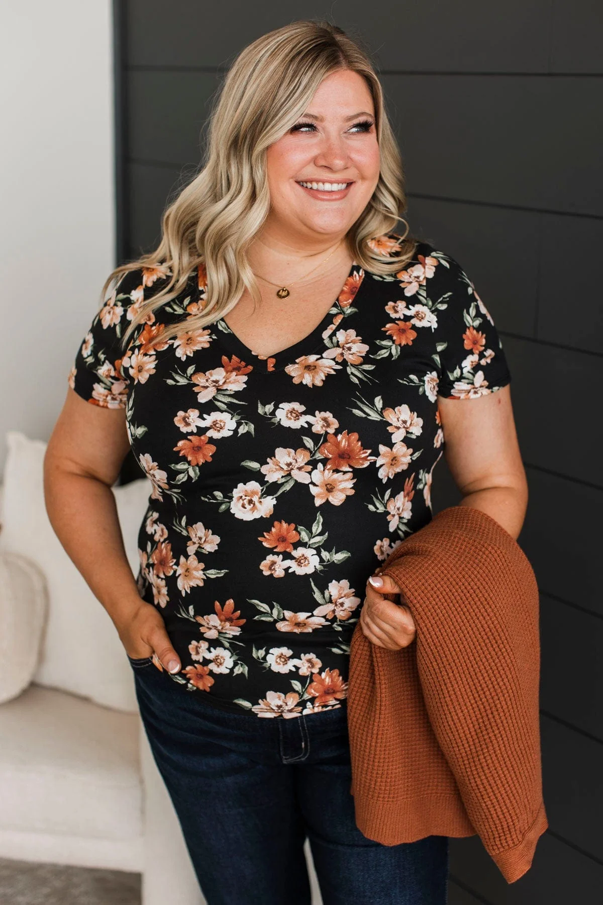 Always Beloved Short Sleeve Floral Top- Black - Image 4