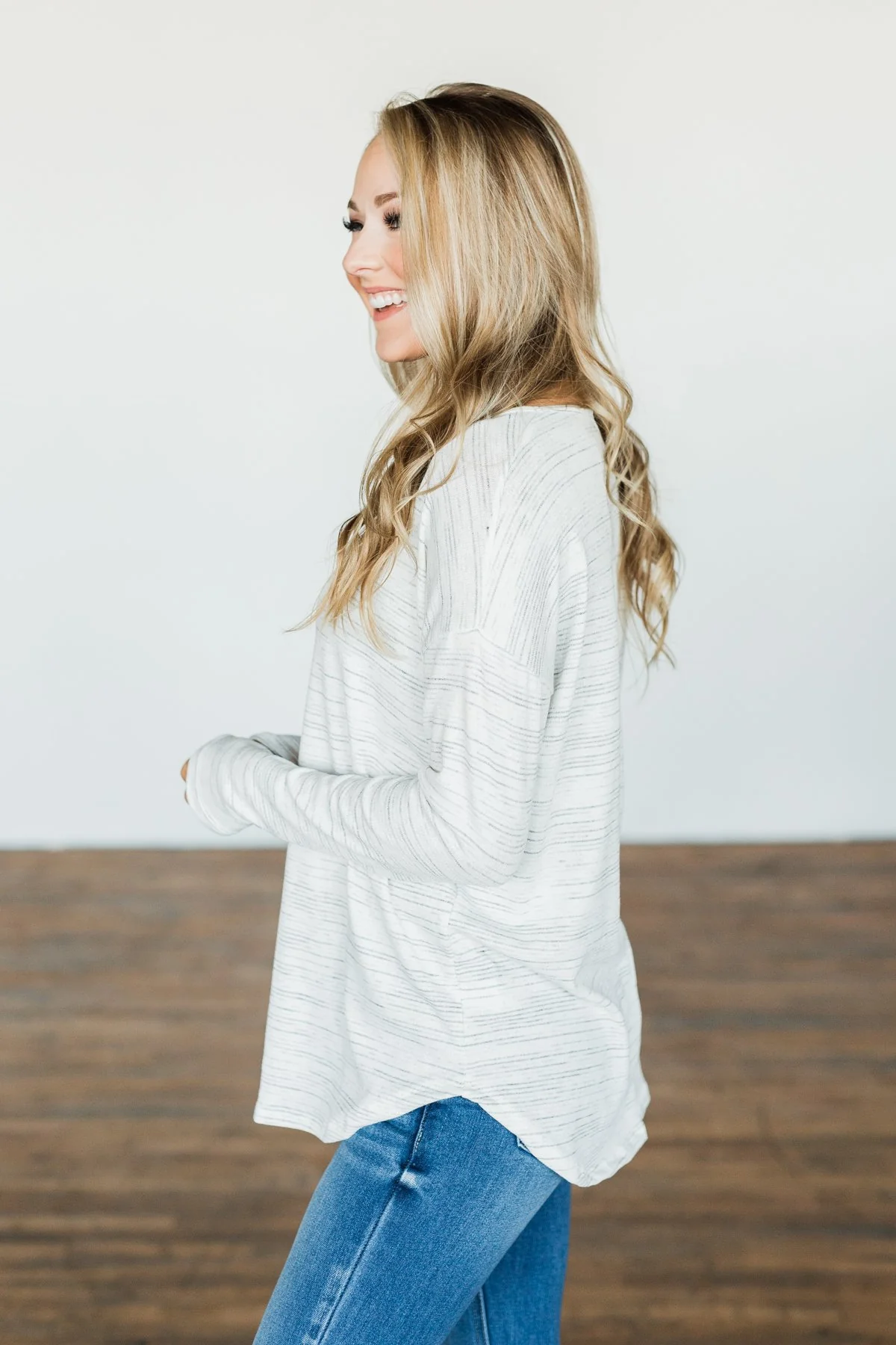 Apple Of My Eye V-Neck Knit Top- Ivory - Image 8