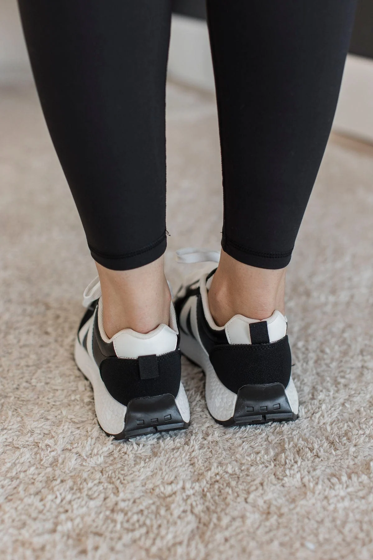 Arider Girl Everyday Sneakers- Black & White - Image 5