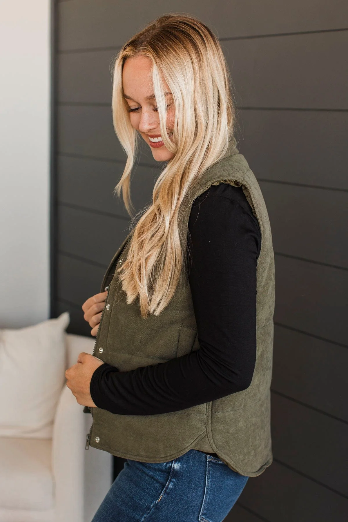As The Leaves Fall Puffer Vest- Hunter Green - Image 5
