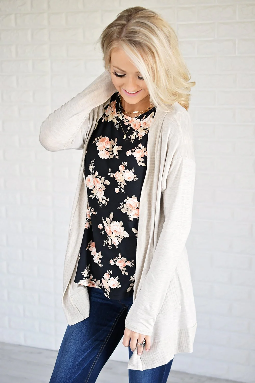 Basic Cream Cardigan - Image 3