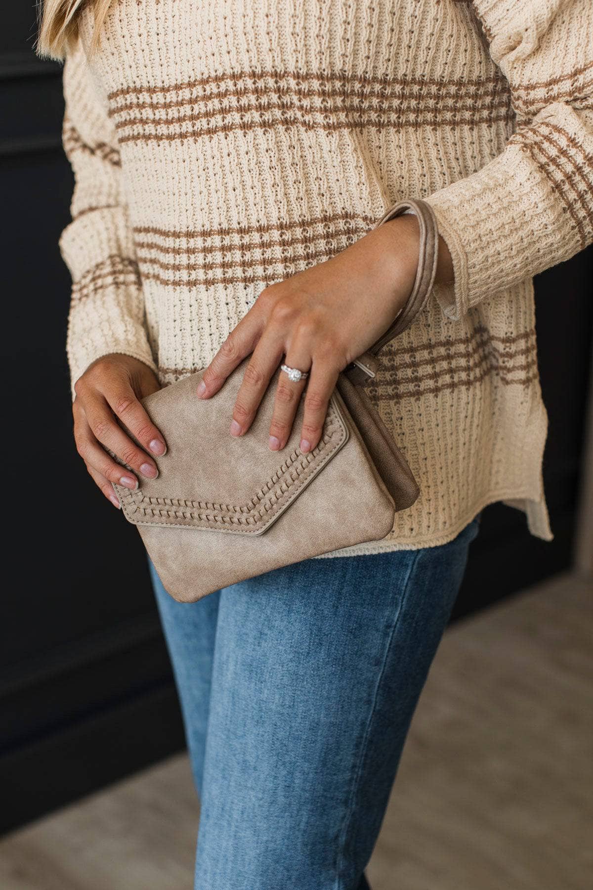 Be Sophisticated Crossbody Purse- Stone - Image 2