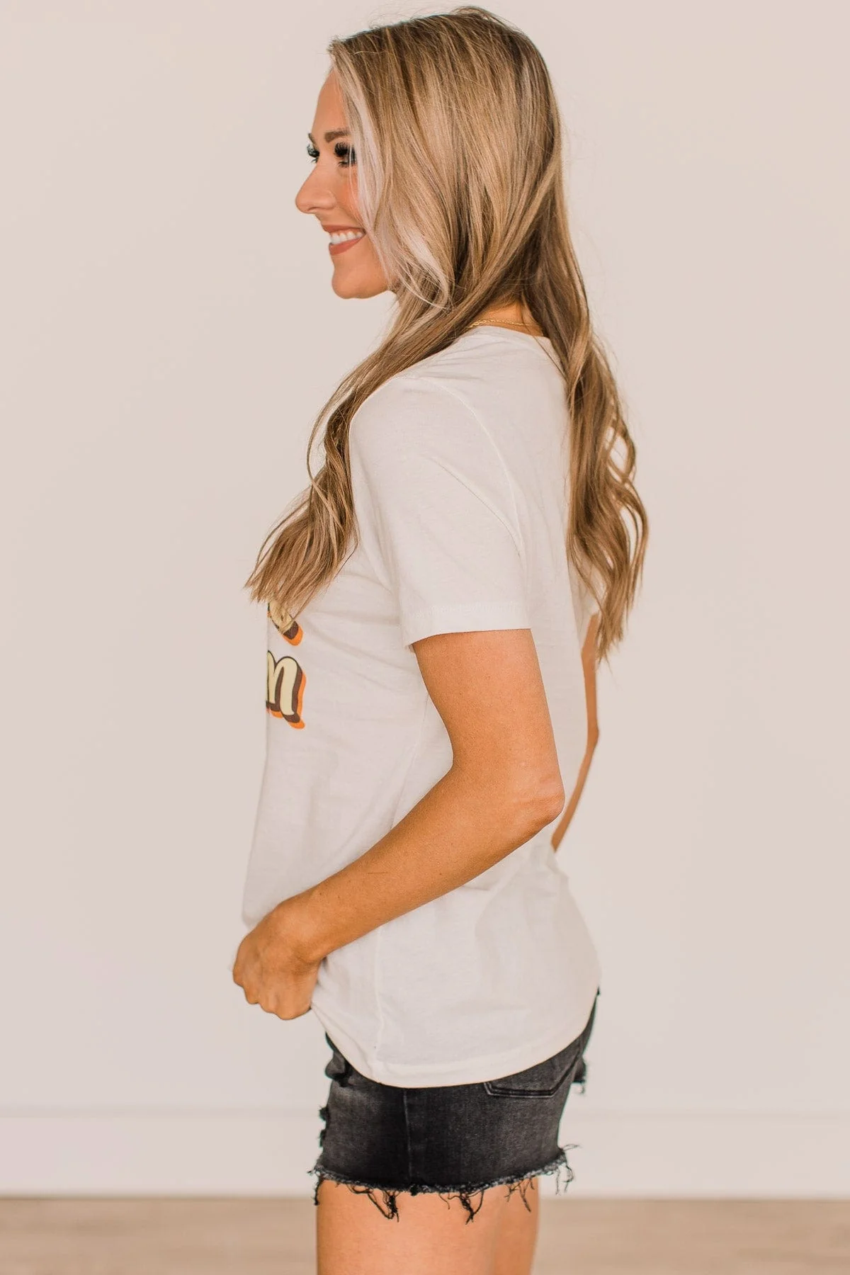 "Beach Bum" Graphic Tee- Cream - Image 5