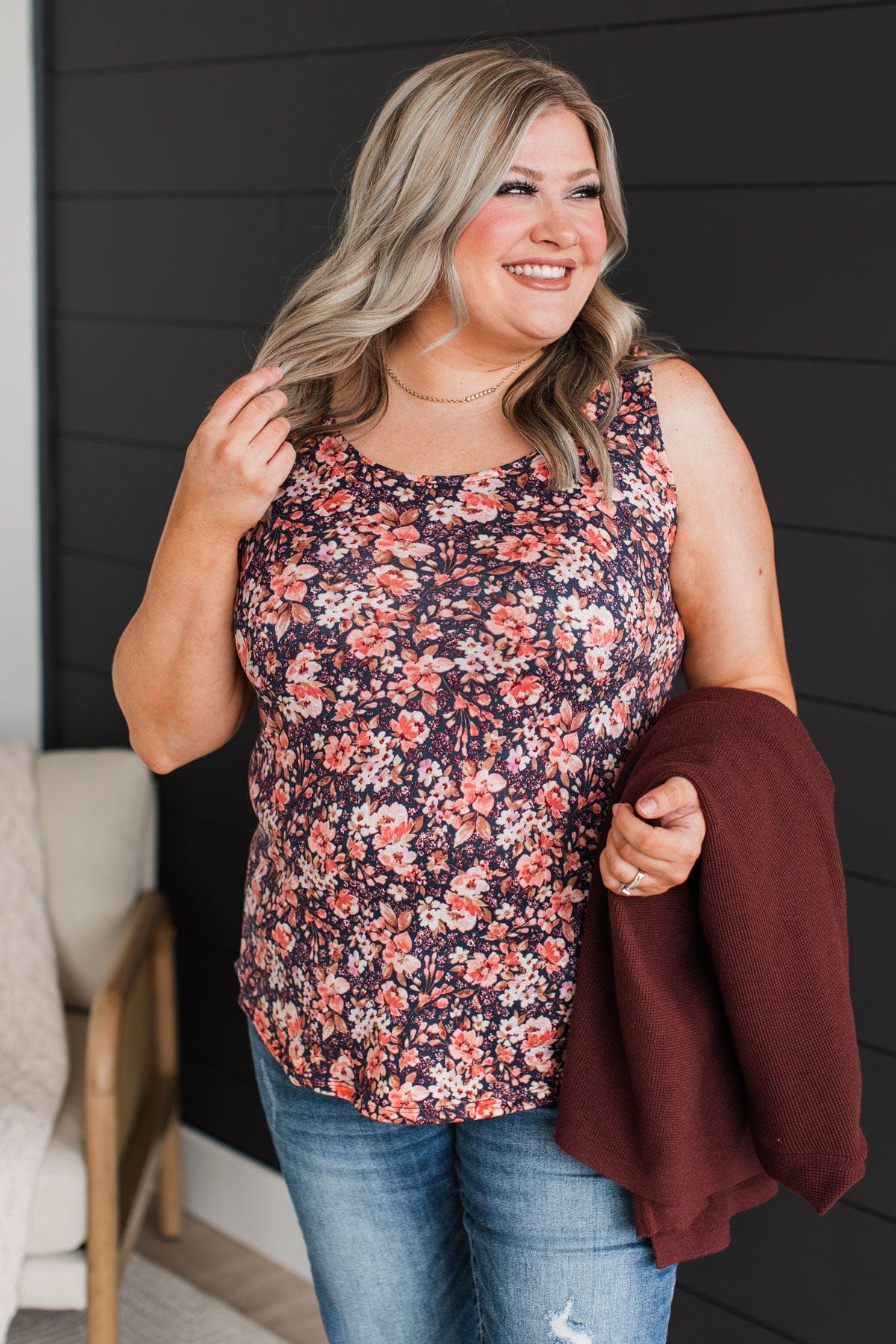 Between You & Me Floral Tank Top- Navy - Image 6