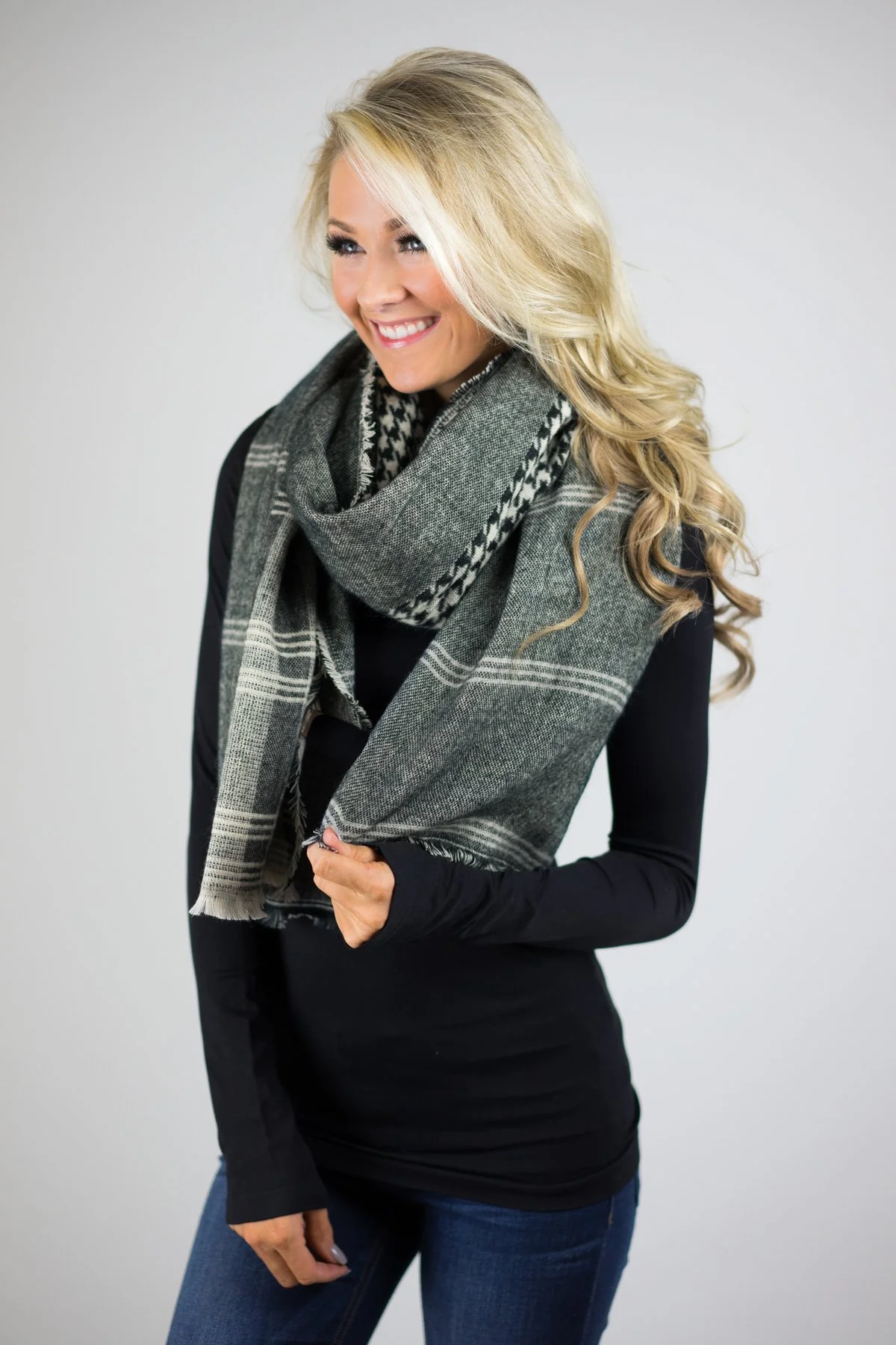 Black & White Oblong Scarf