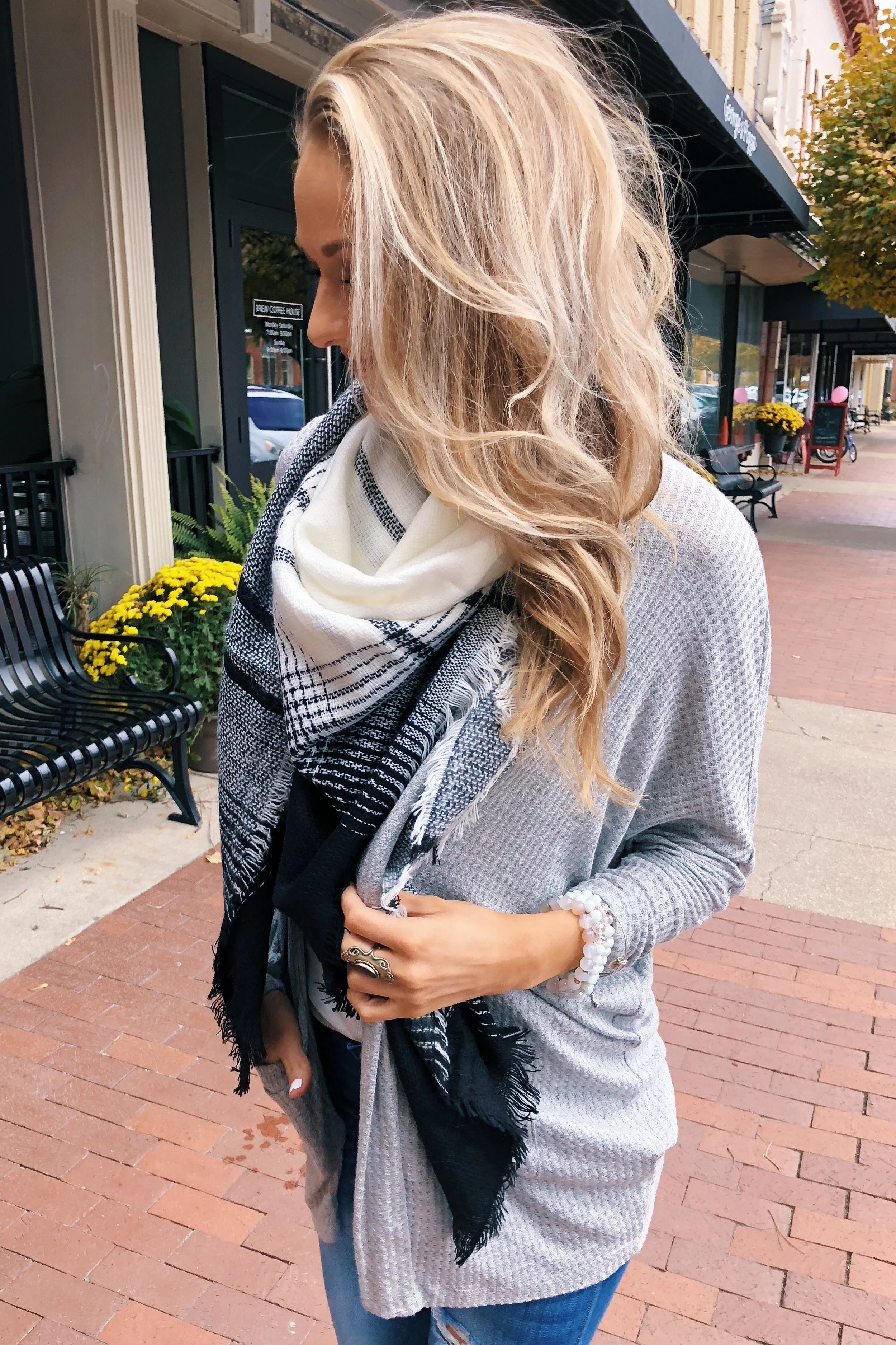 Blanket Scarf- Black & White - Image 2
