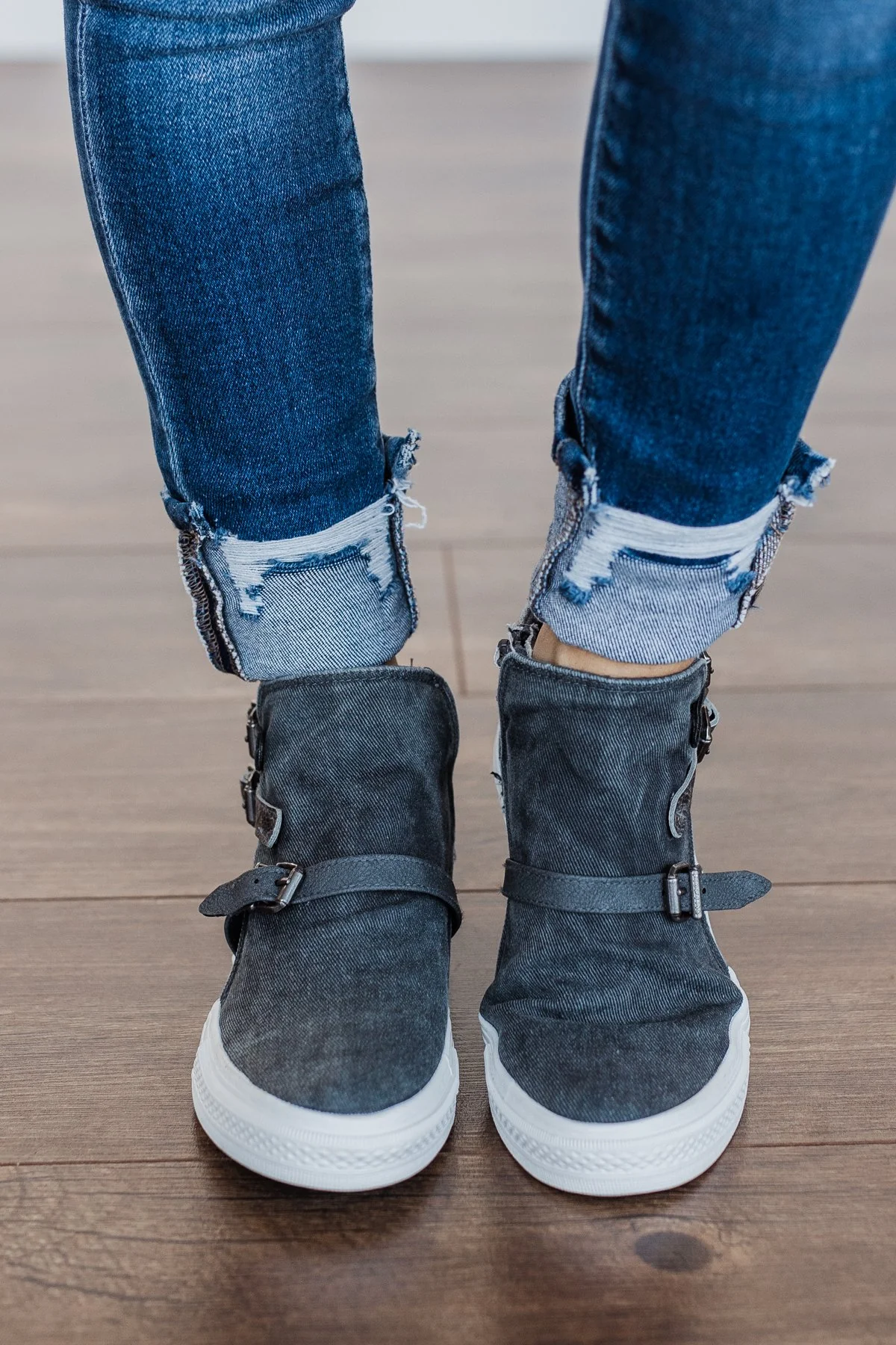 Blowfish Kayleen Sneakers- Desert Iron Hipster - Image 3