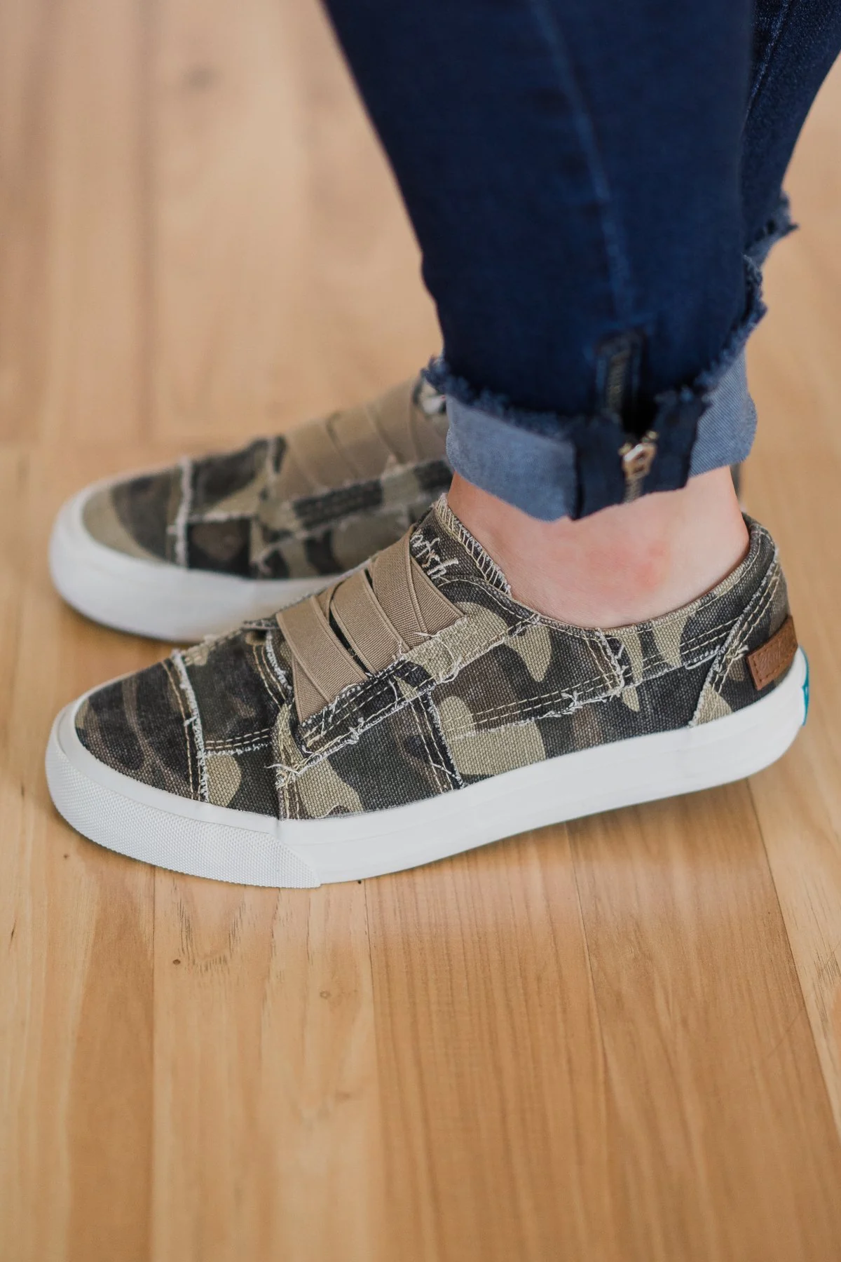 Blowfish Marley Sneakers- Natural Camouflage - Image 3