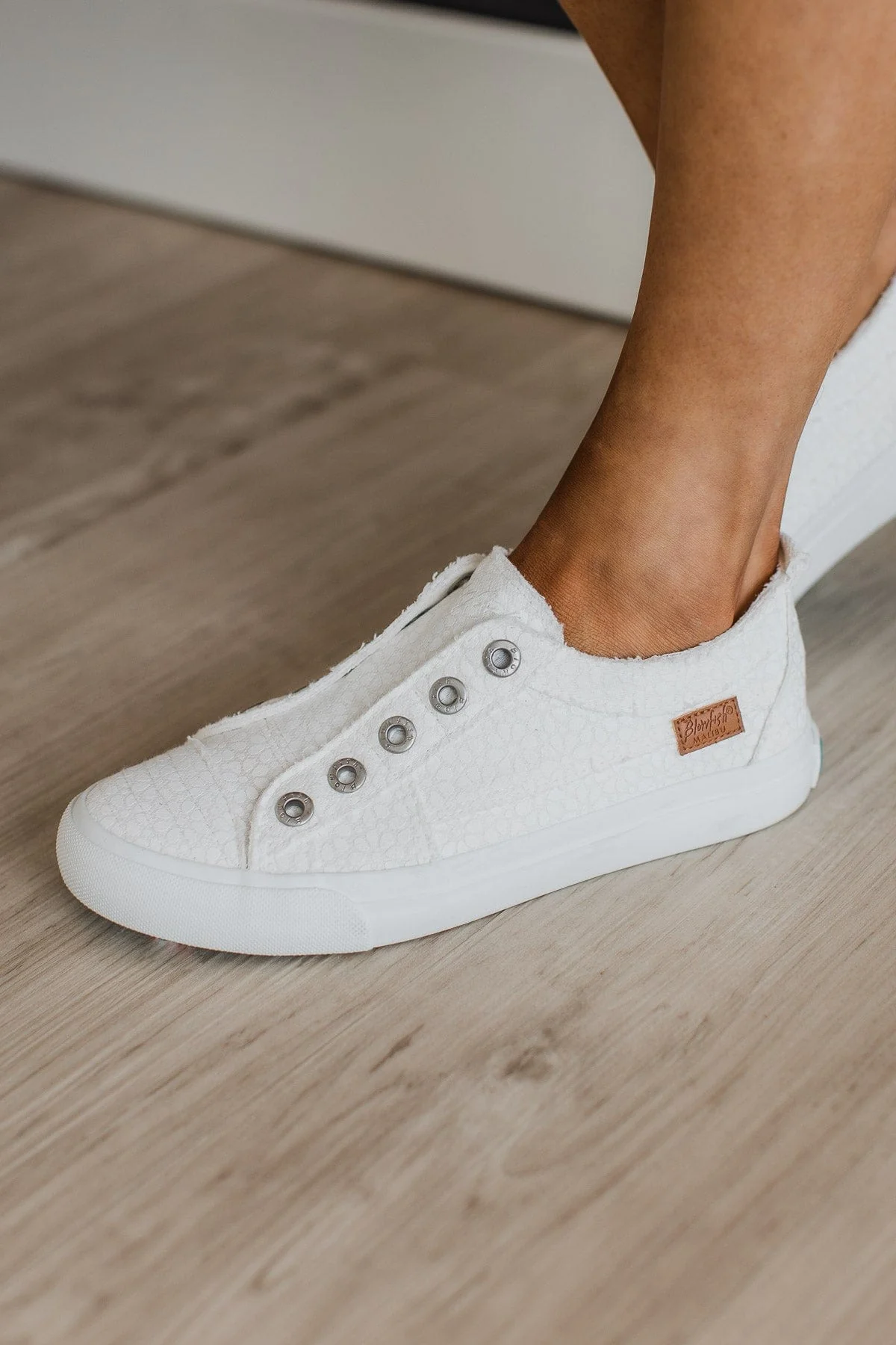 Blowfish Play Sneakers- White Daisy Smoked - Image 3