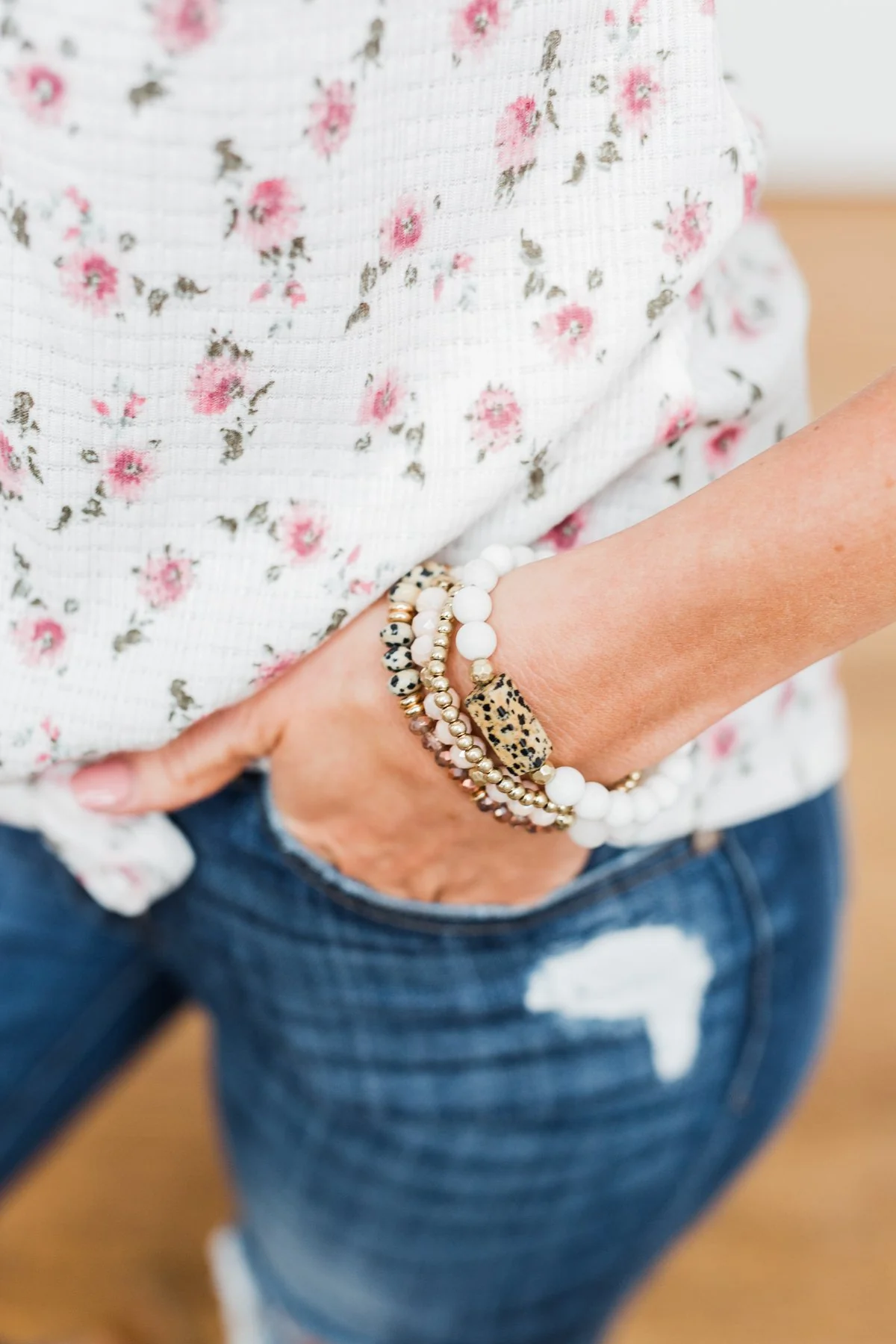 Bracelet Beauty Set- Blush, White, Gold - Image 2