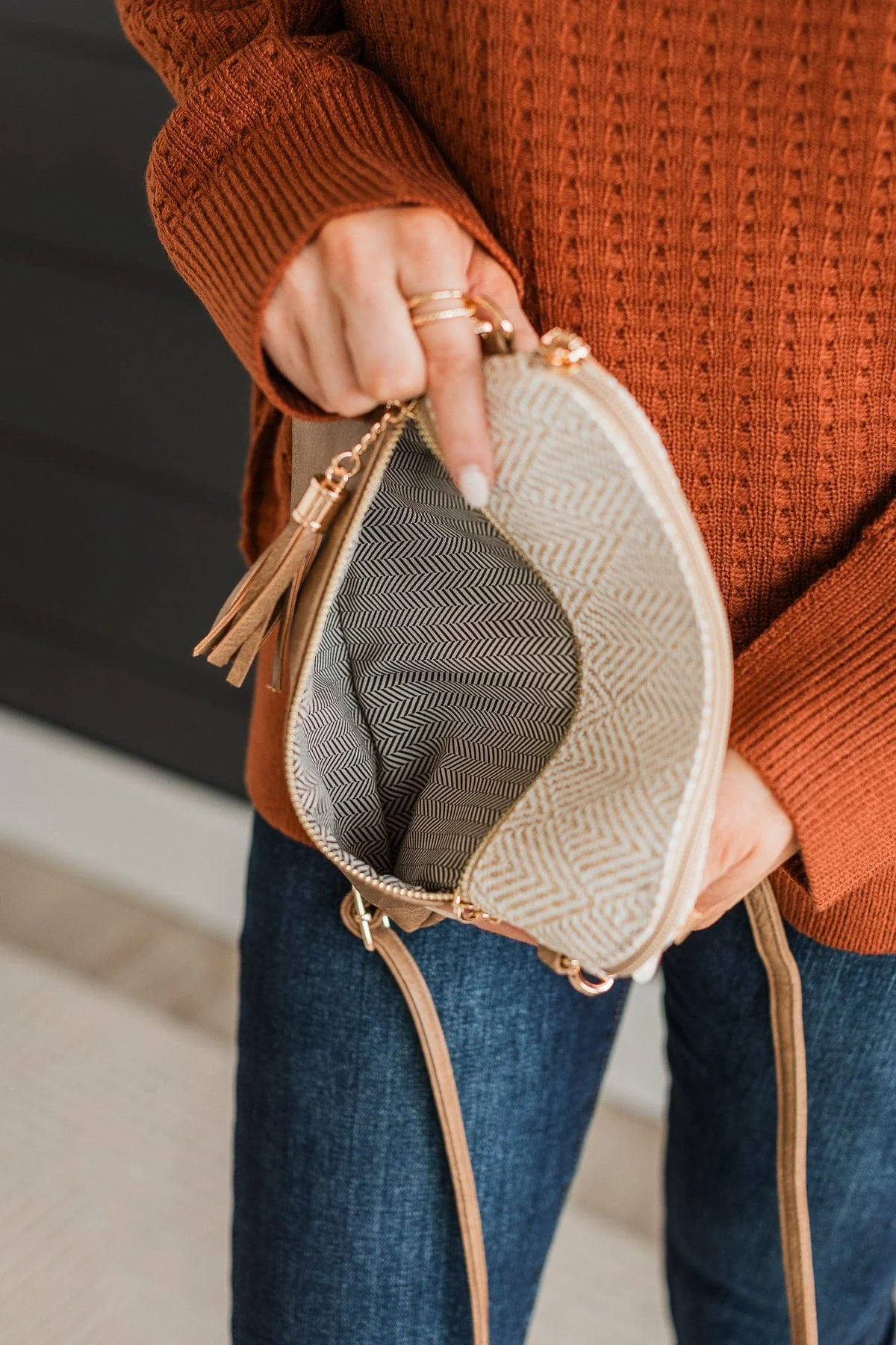 Call Me Chic Crossbody Purse- Tan - Image 4