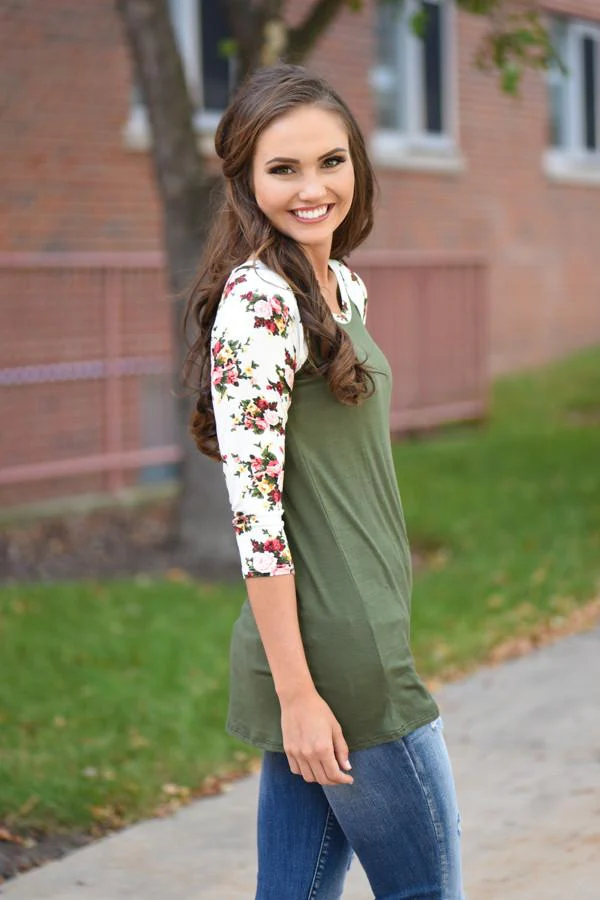 Catch My Eye Floral Top - Olive - Image 5