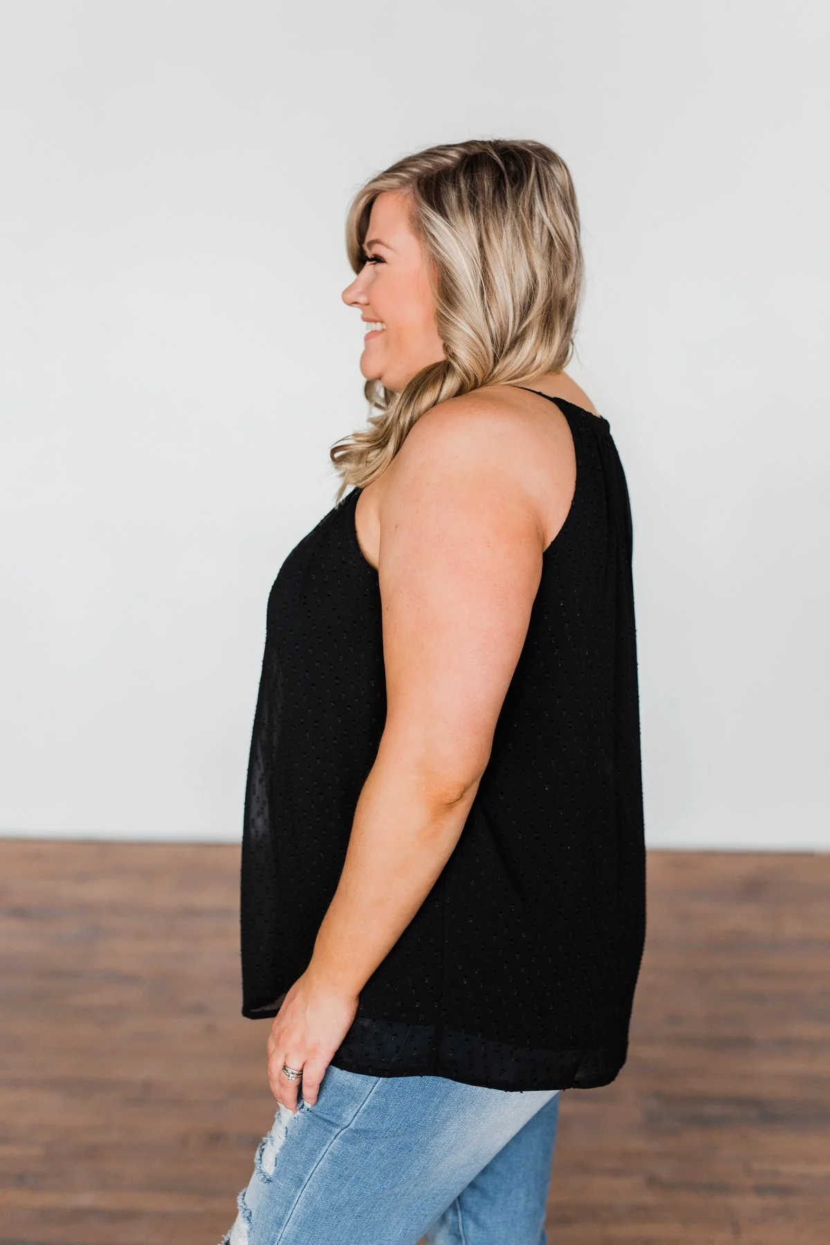 Caught My Heart Halter Tank Top- Black - Image 8