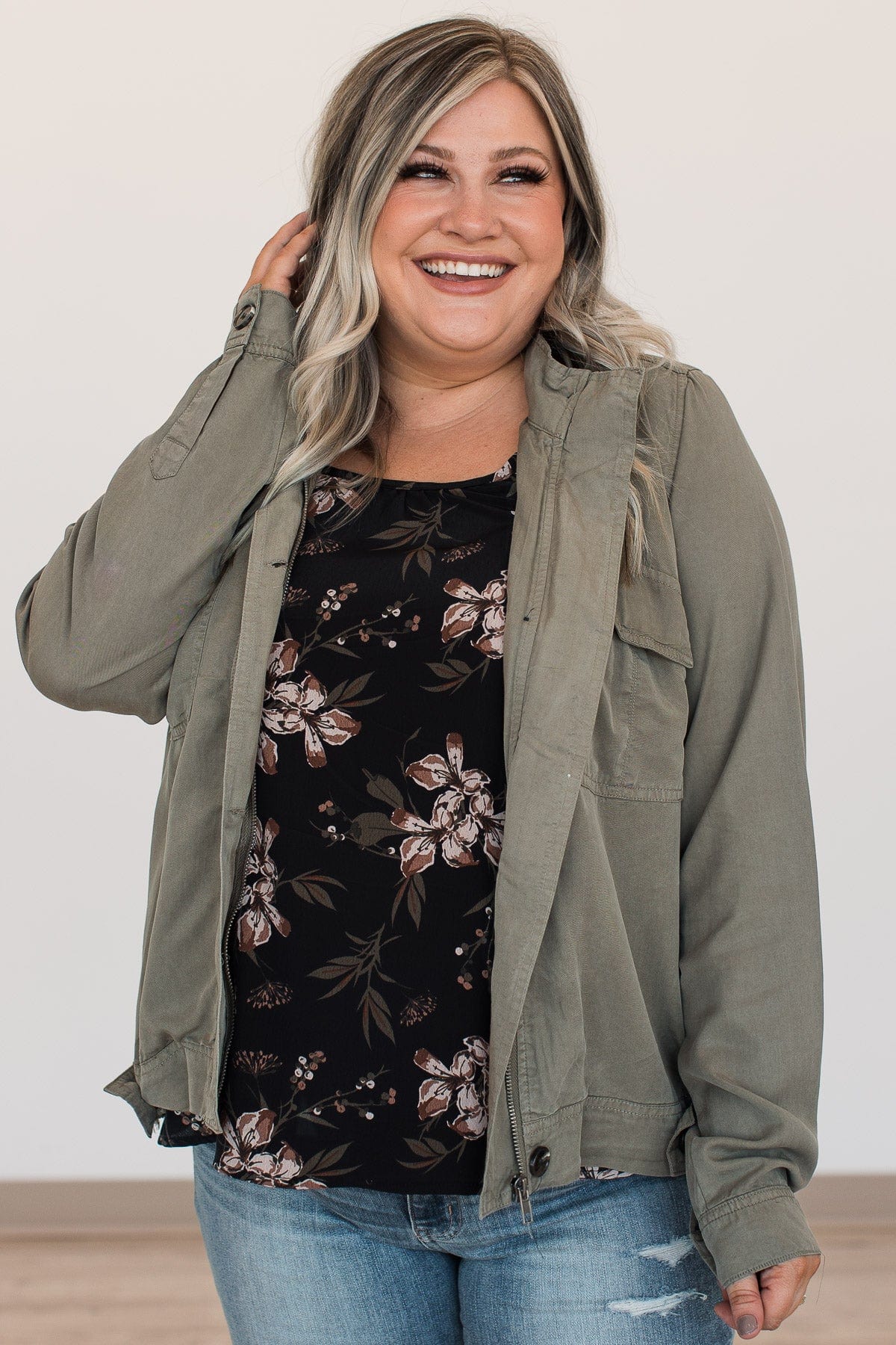 Change The World Lightweight Jacket- Olive - Image 4