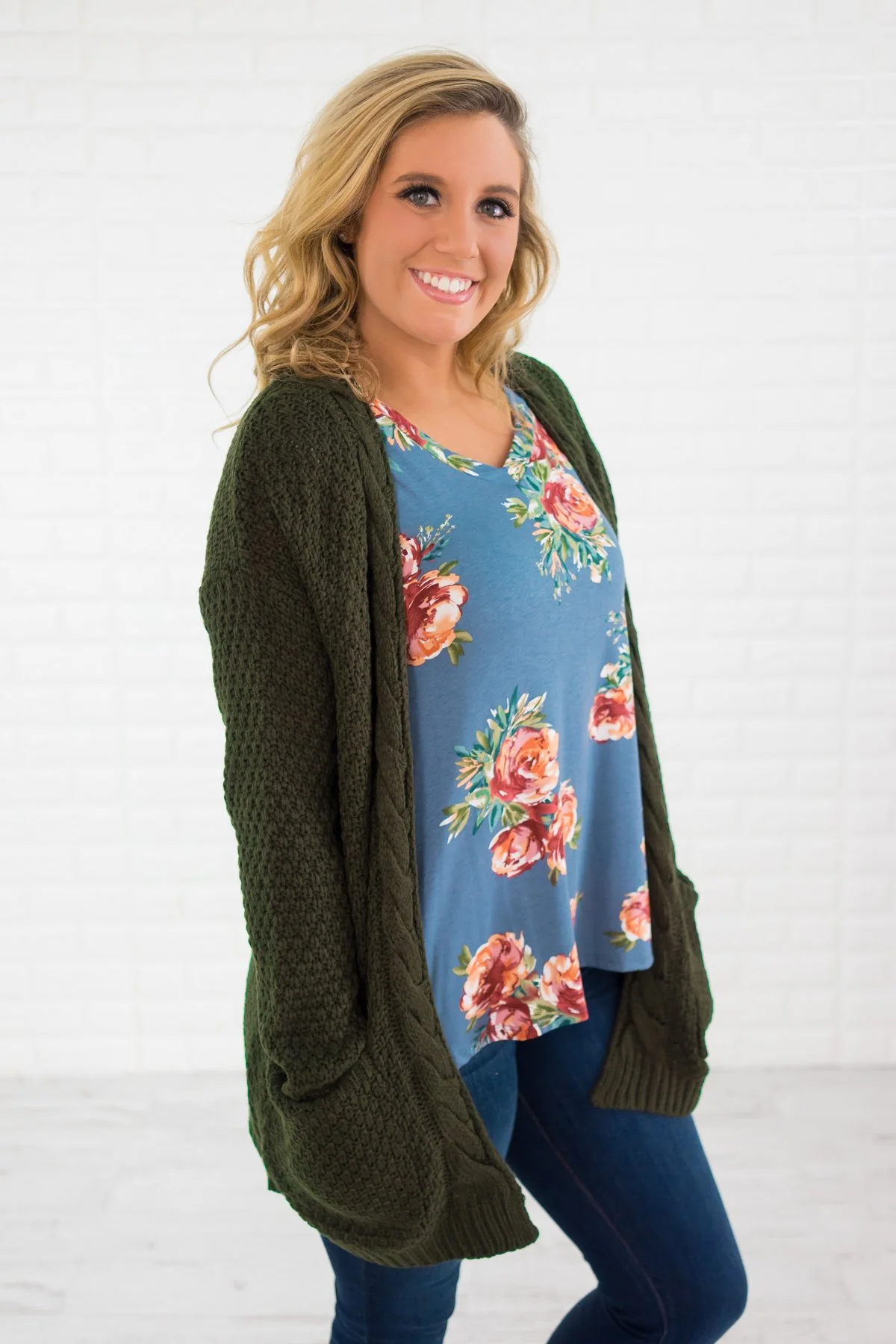 Chunky Olive Knit Cardigan - Image 2