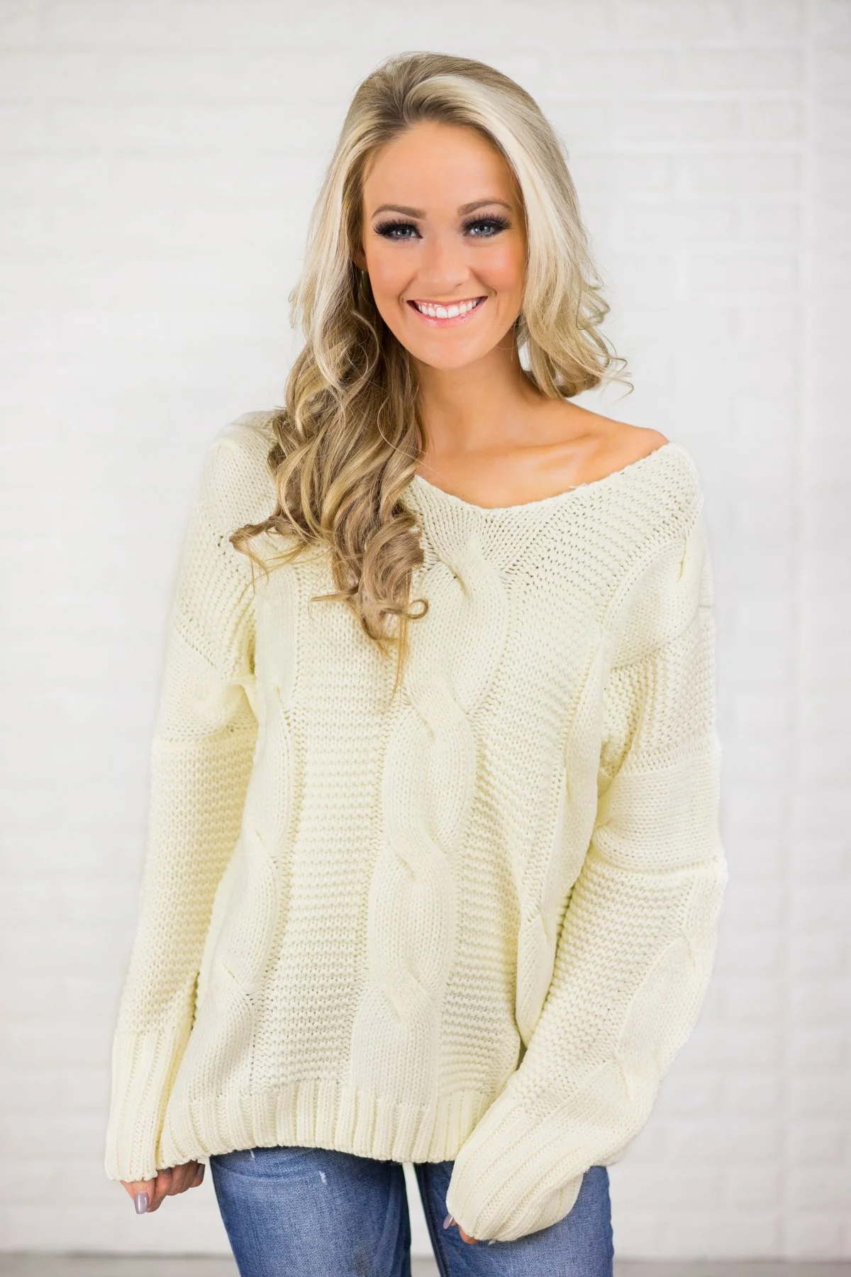 Chunky Oversized Sweater - Ivory - Image 2