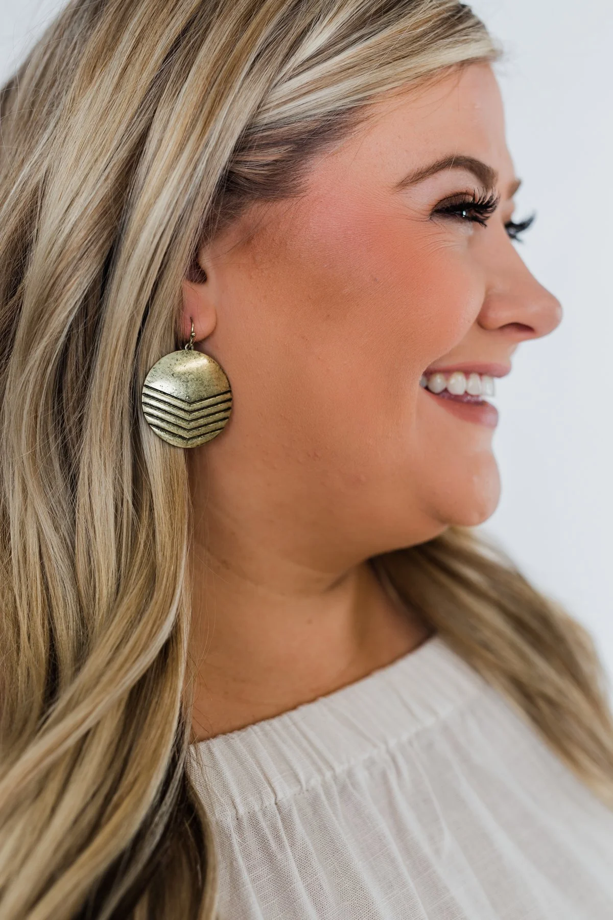 Circle Me Gold Earrings