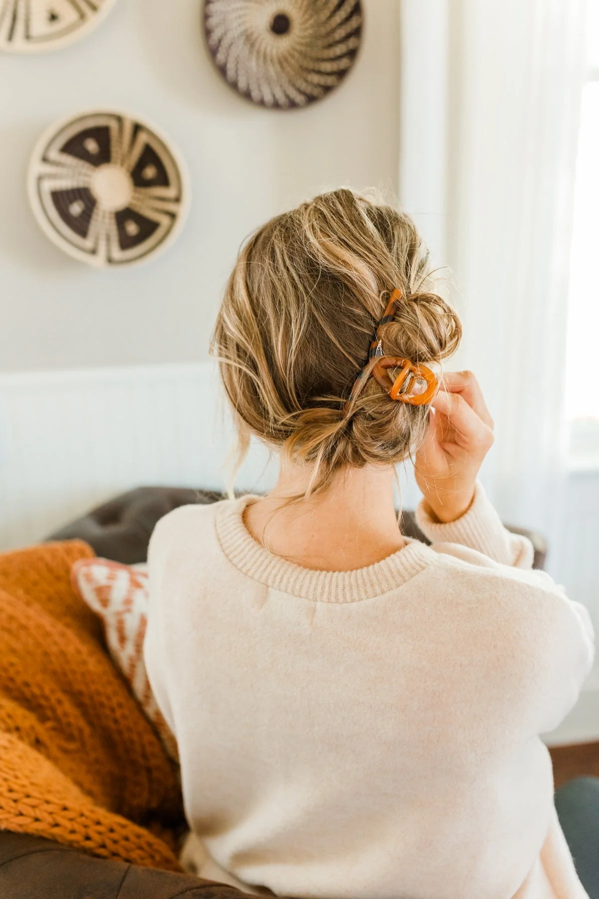 Claw Hair Clip Accessory- Neutral Spotted - Image 3