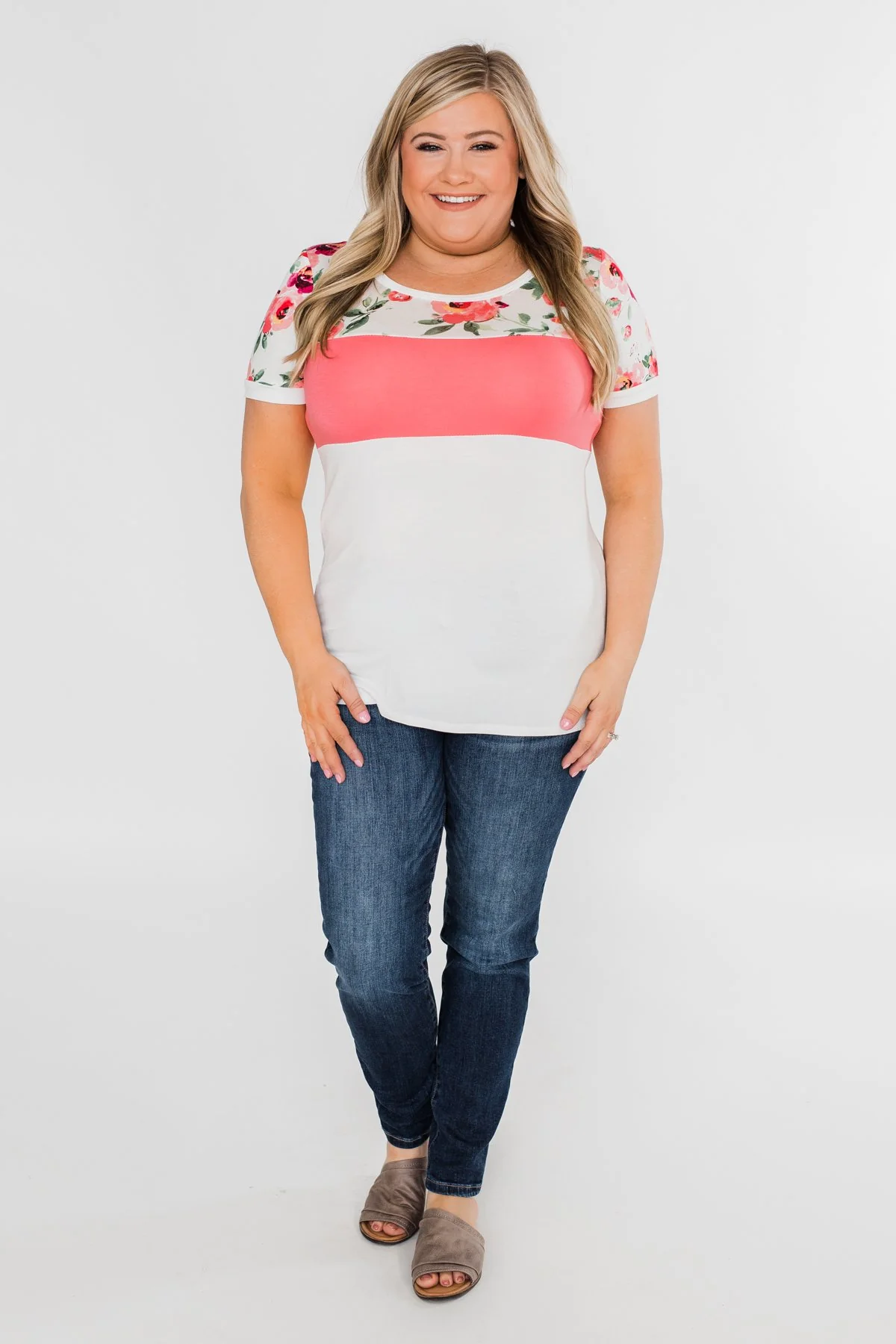 Color Block Short Sleeve Floral Top- White & Pink - Image 3