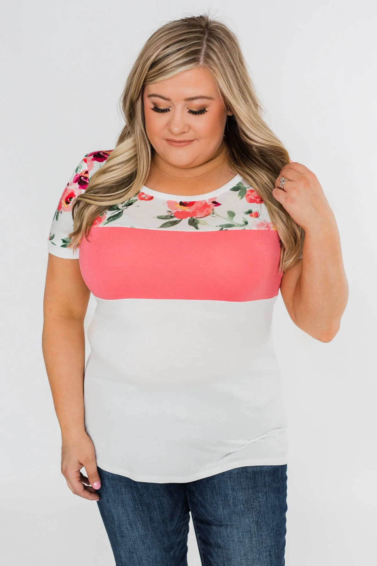 Color Block Short Sleeve Floral Top- White & Pink - Image 5