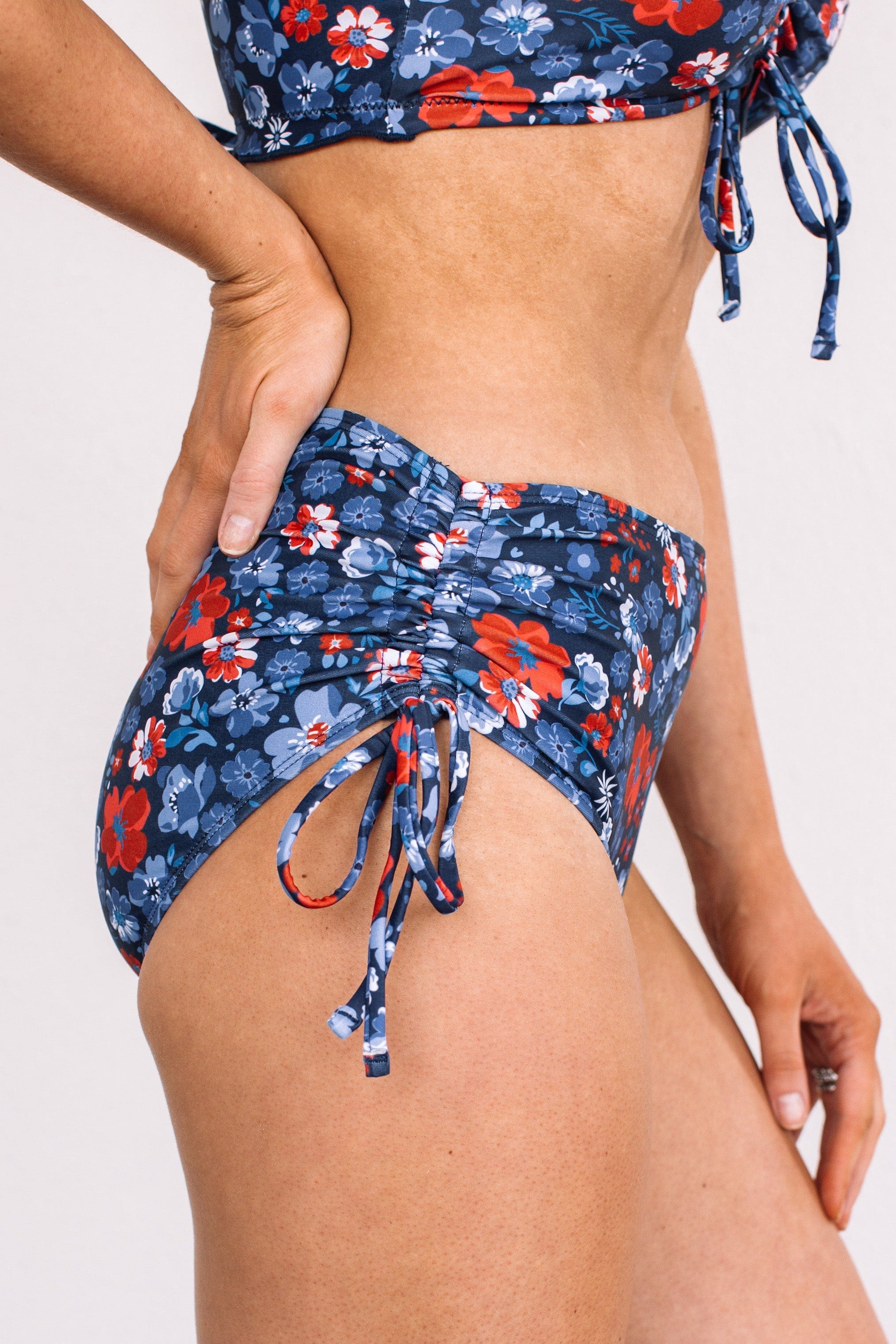 Cool By The Pool Ruched Swim Bottoms- Navy Floral - Image 7