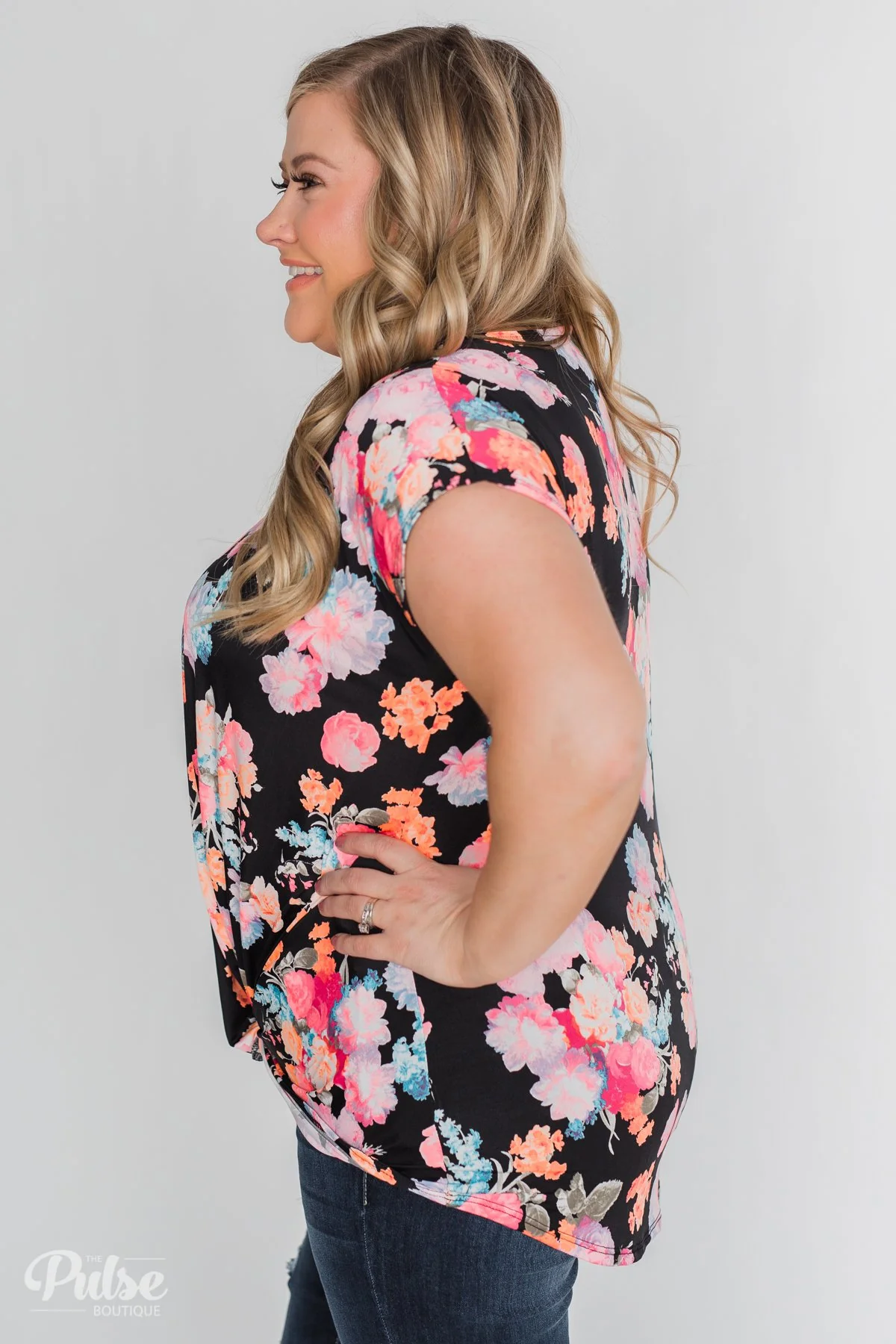 Coral Floral Knot Top- Black - Image 12