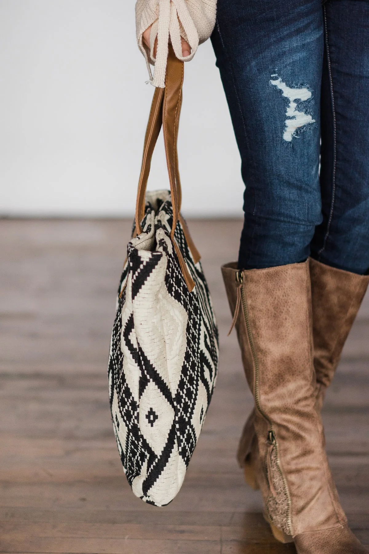 Cream & Black Aztec Tote - Image 3