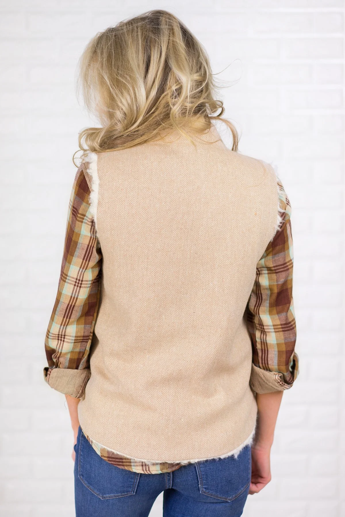Cream Reversible Faux Fur Vest - Image 5