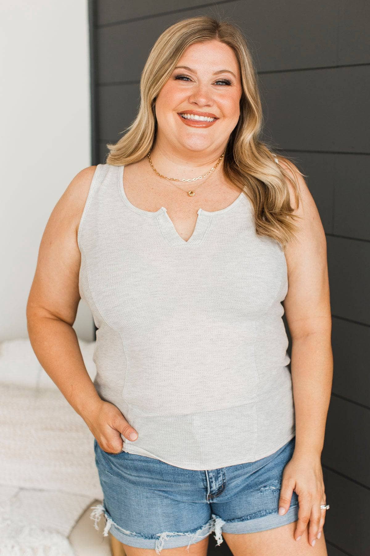 Day In The Life Notched Tank Top- Light Heather Grey - Image 4