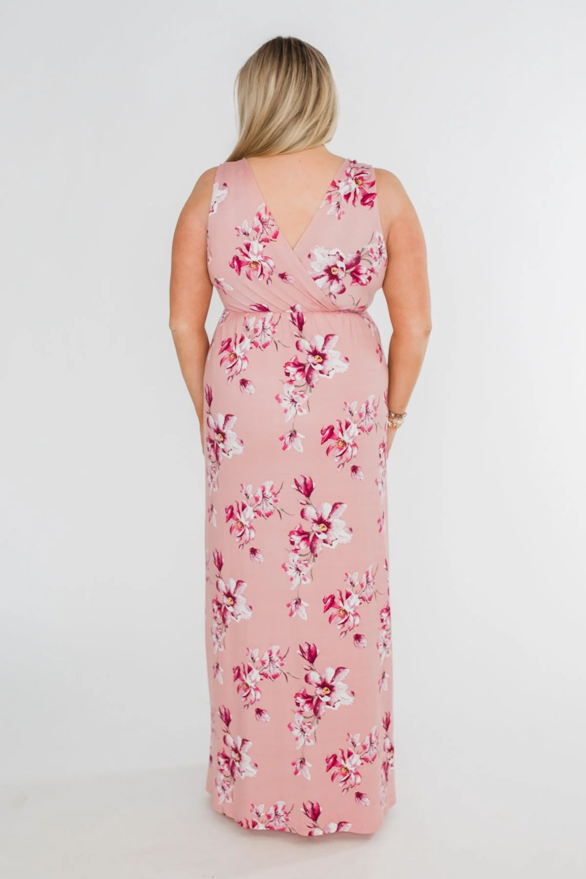 Daydreaming in Floral V-Neck Maxi Dress- Soft Pink - Image 14