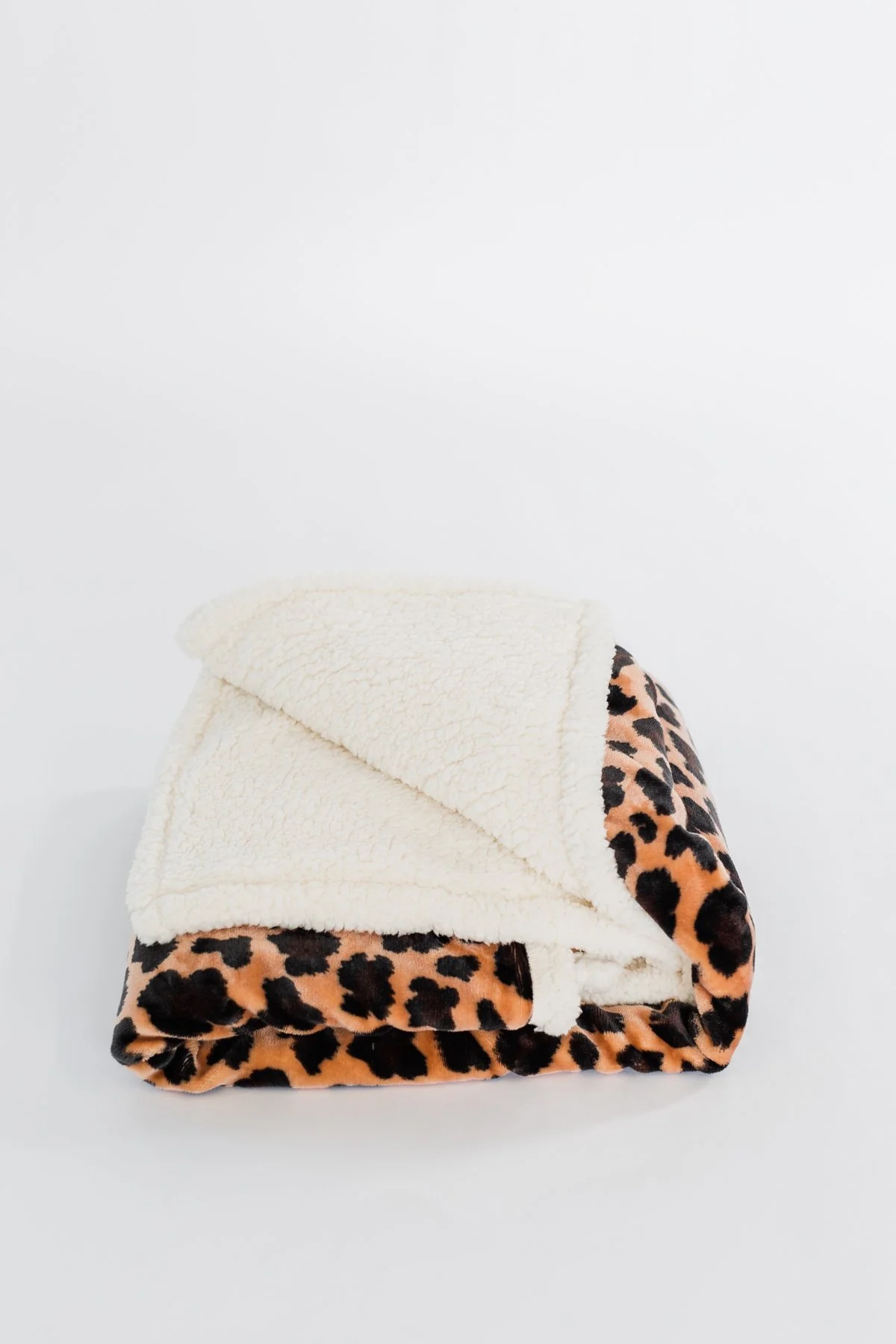 Leopard Sherpa Blanket - Image 3