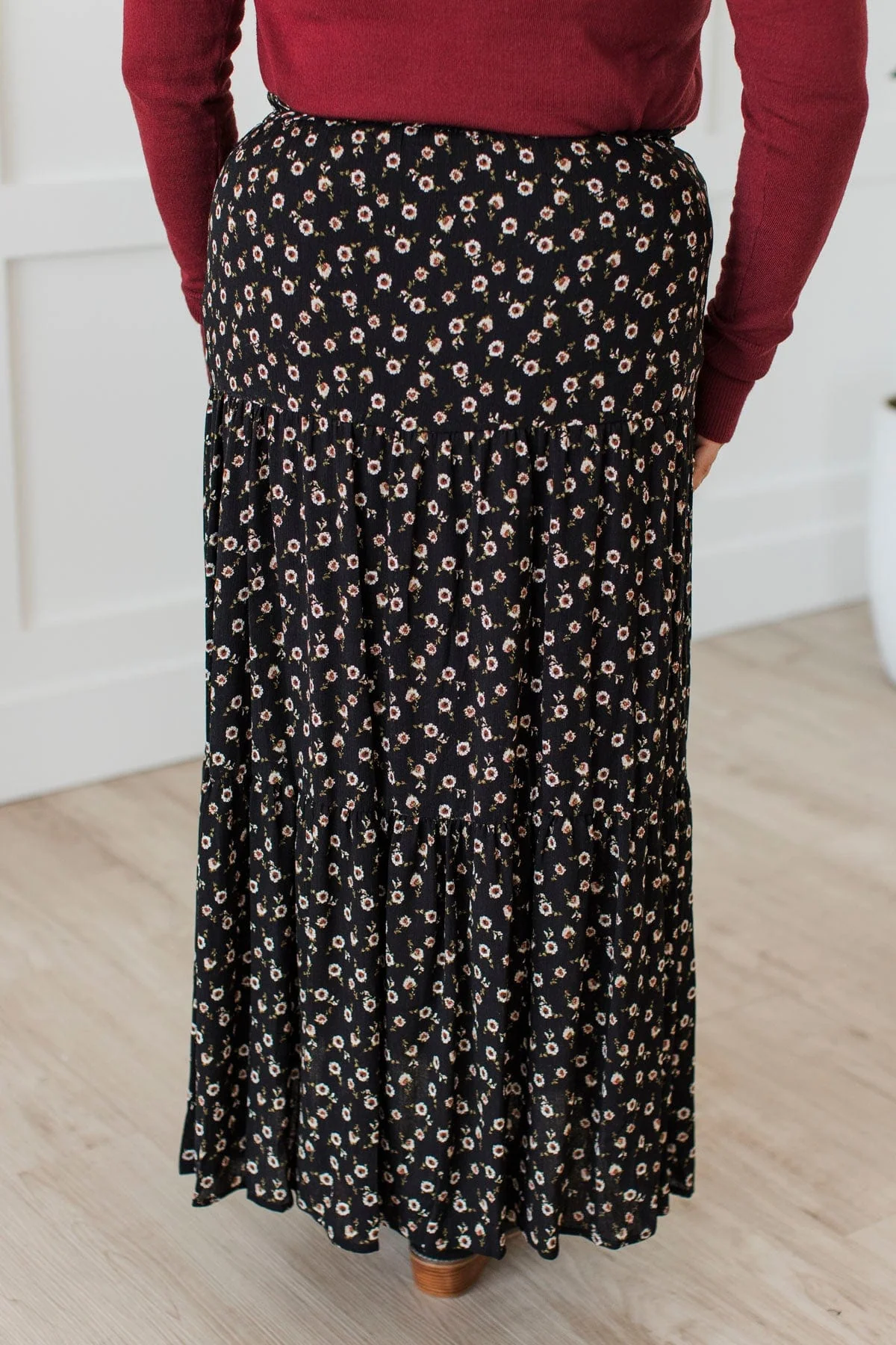 Decidedly Perfect Floral Skirt- Black - Image 8