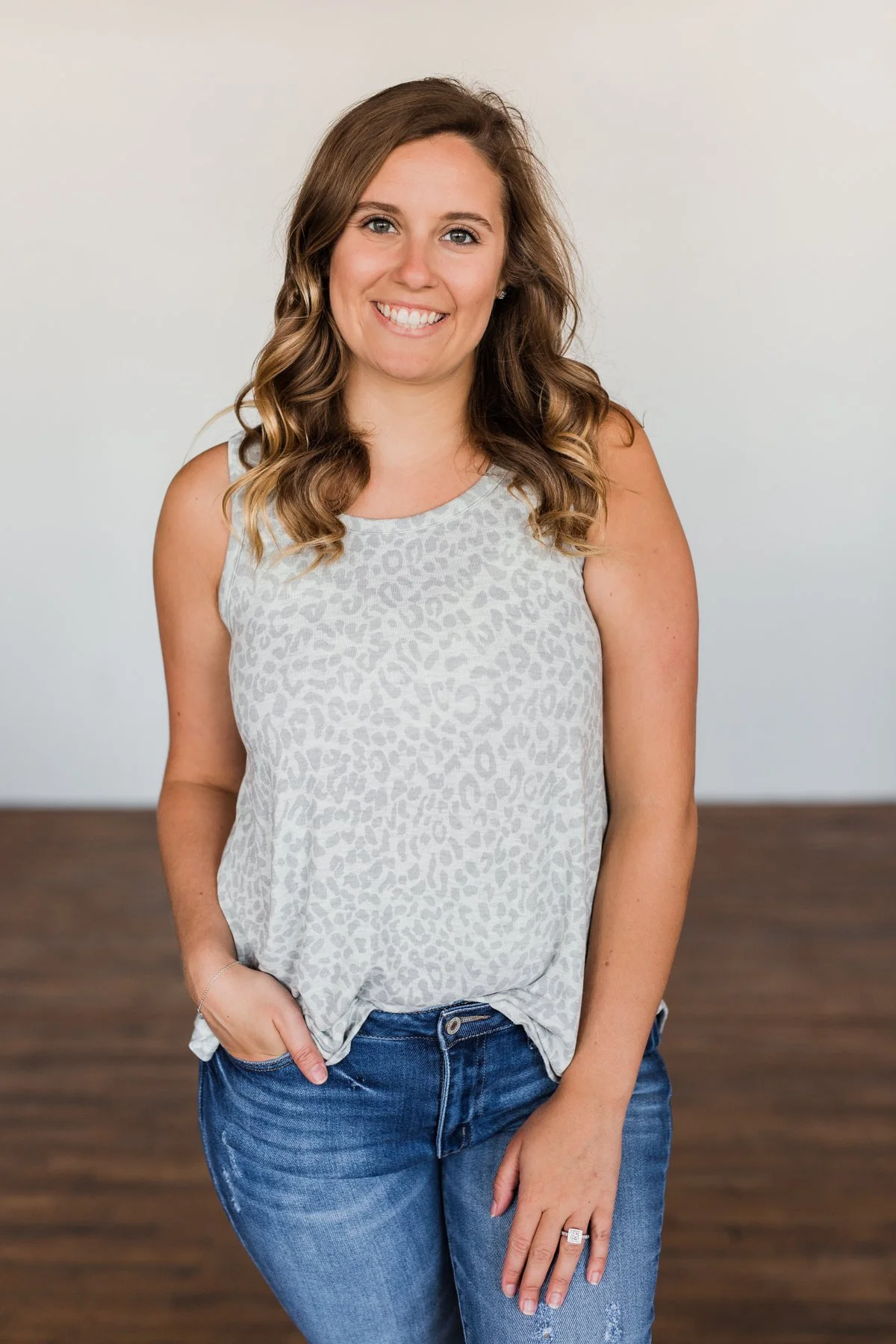 Discover Your Journey Leopard Tank Top- Light Grey - Image 4