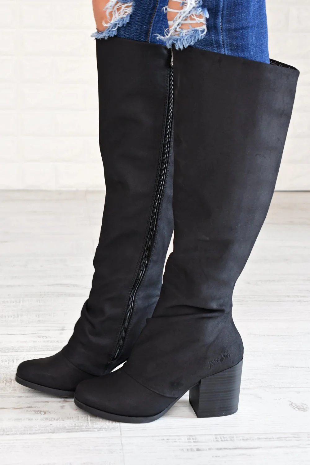 Dundee Boots ~ Black