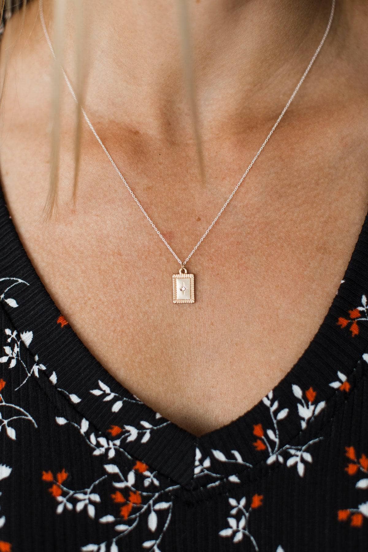 Effective Charm Pendant Necklace- Gold & Silver