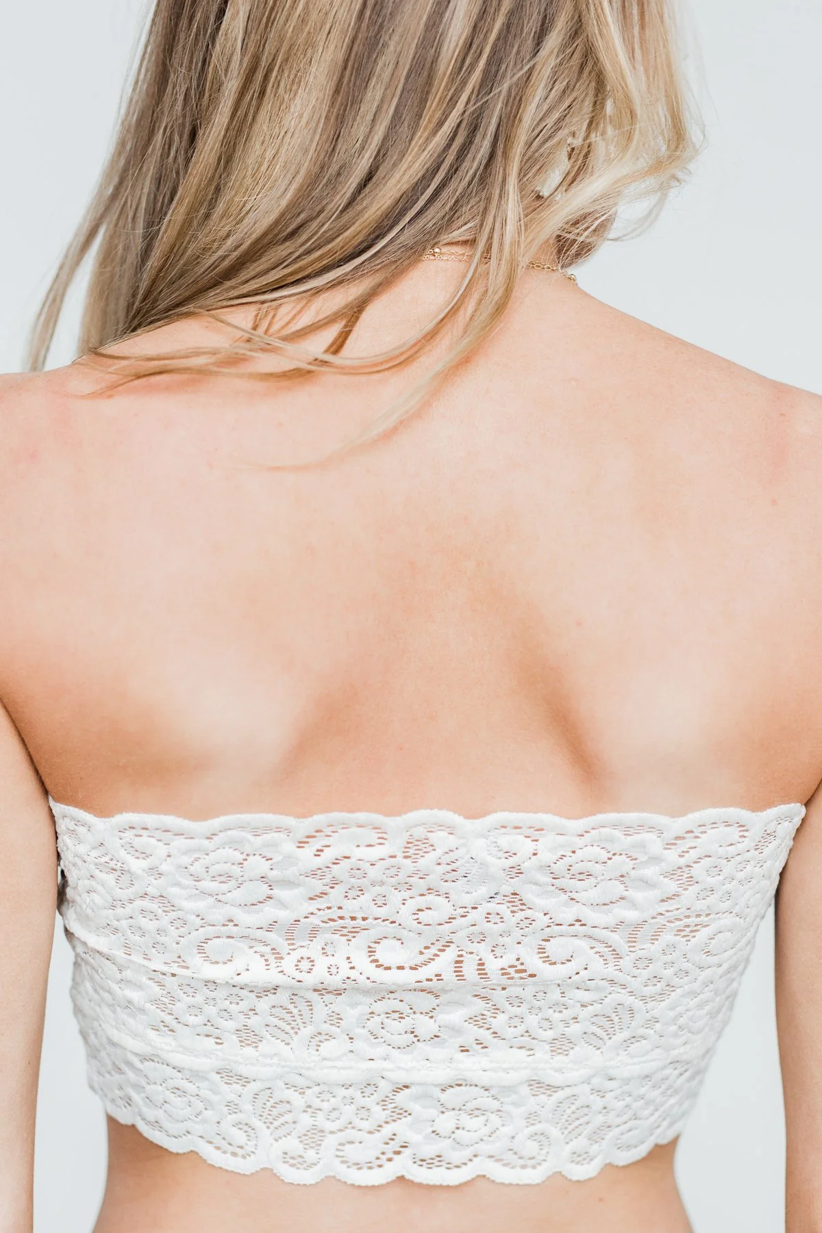 Elegant Lace Bandeau- Cream - Image 3