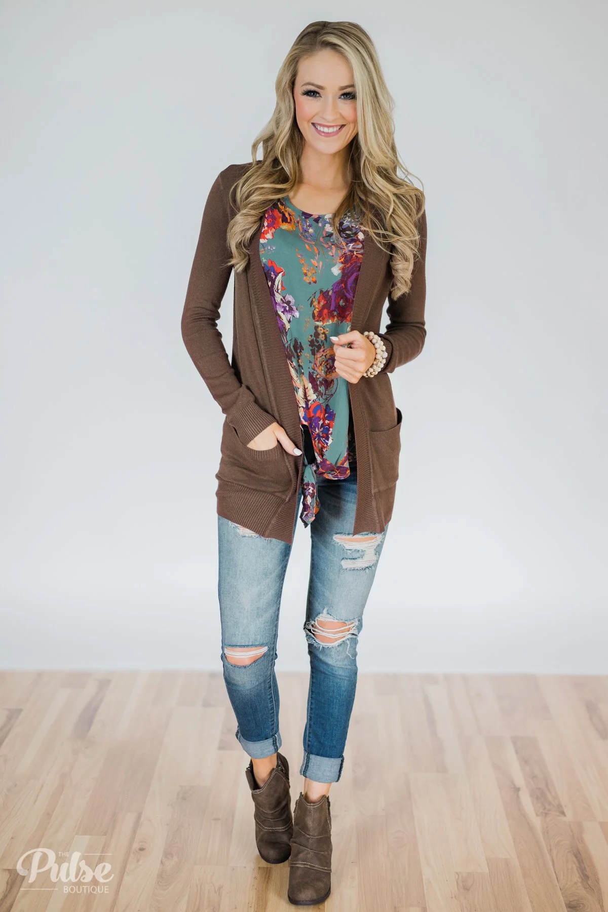 Essential Cardigan- Brown - Image 4