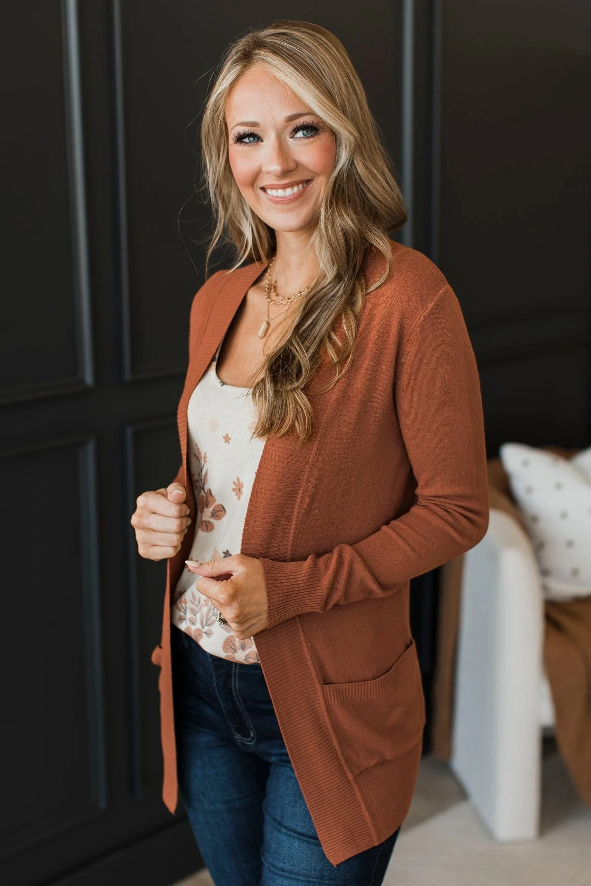 Essential Cardigan- Rust - Image 4