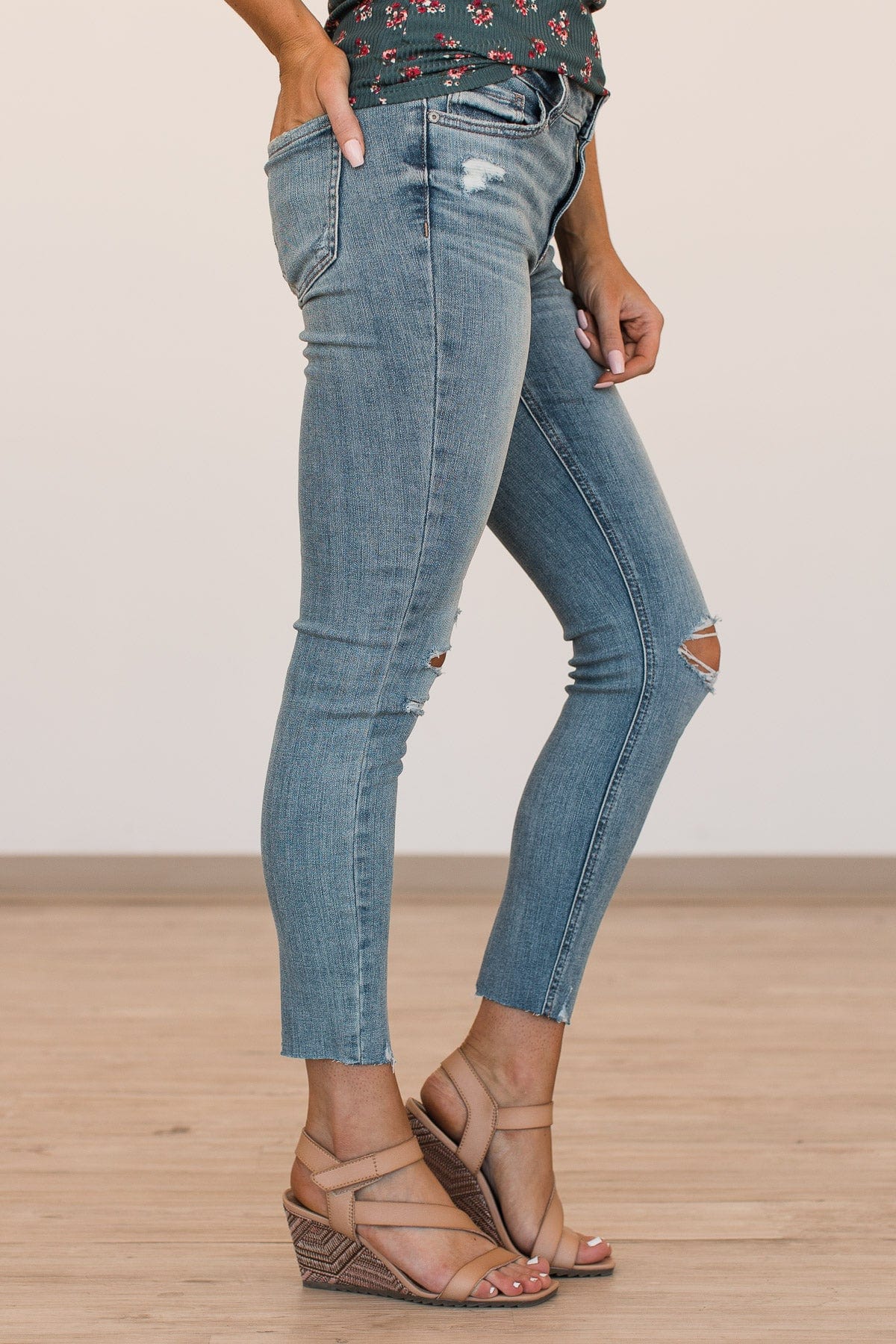 Eunina Mid-Rise Skinny Jeans- Malia Wash - Image 7