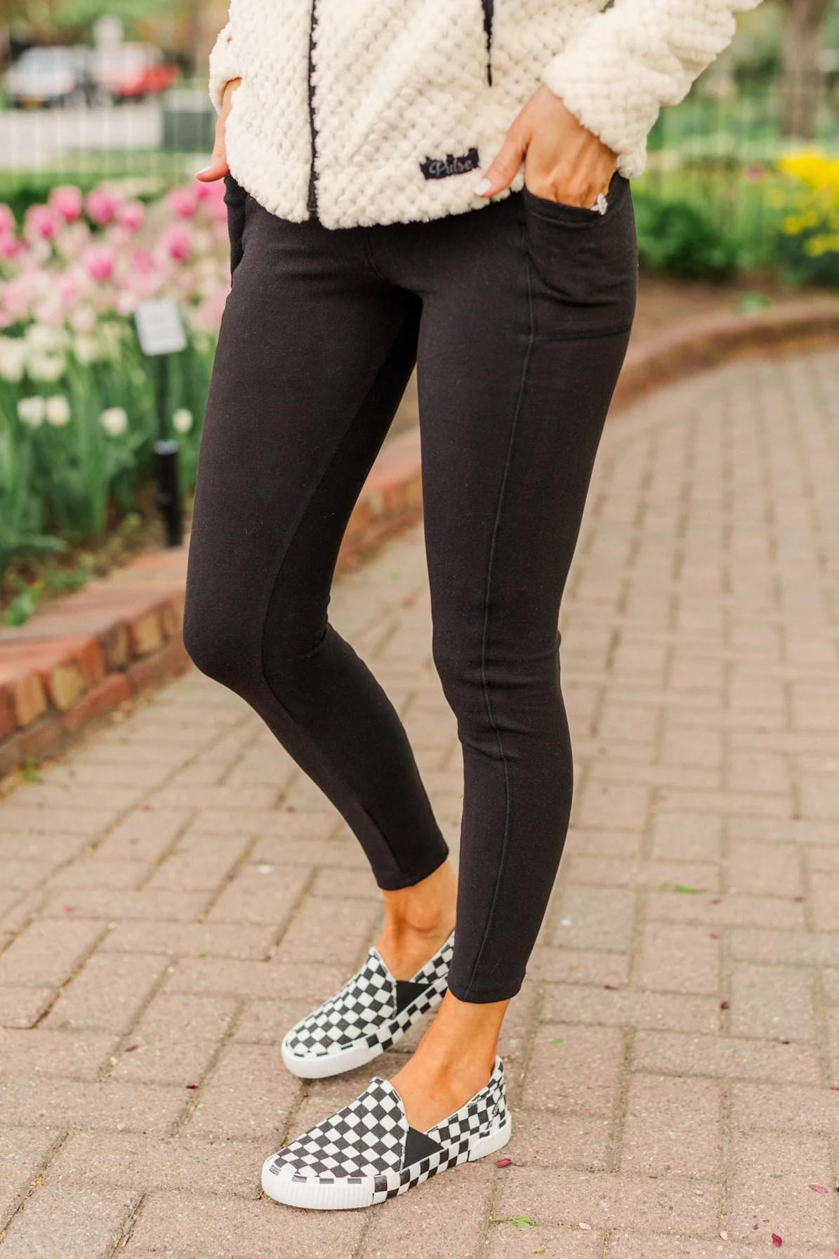 Every Step Of The Way Thick Fleece Leggings- Black - Image 4