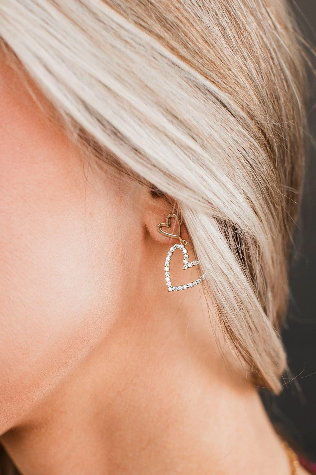 Exceptional Charm Heart Earrings- Gold - Image 2