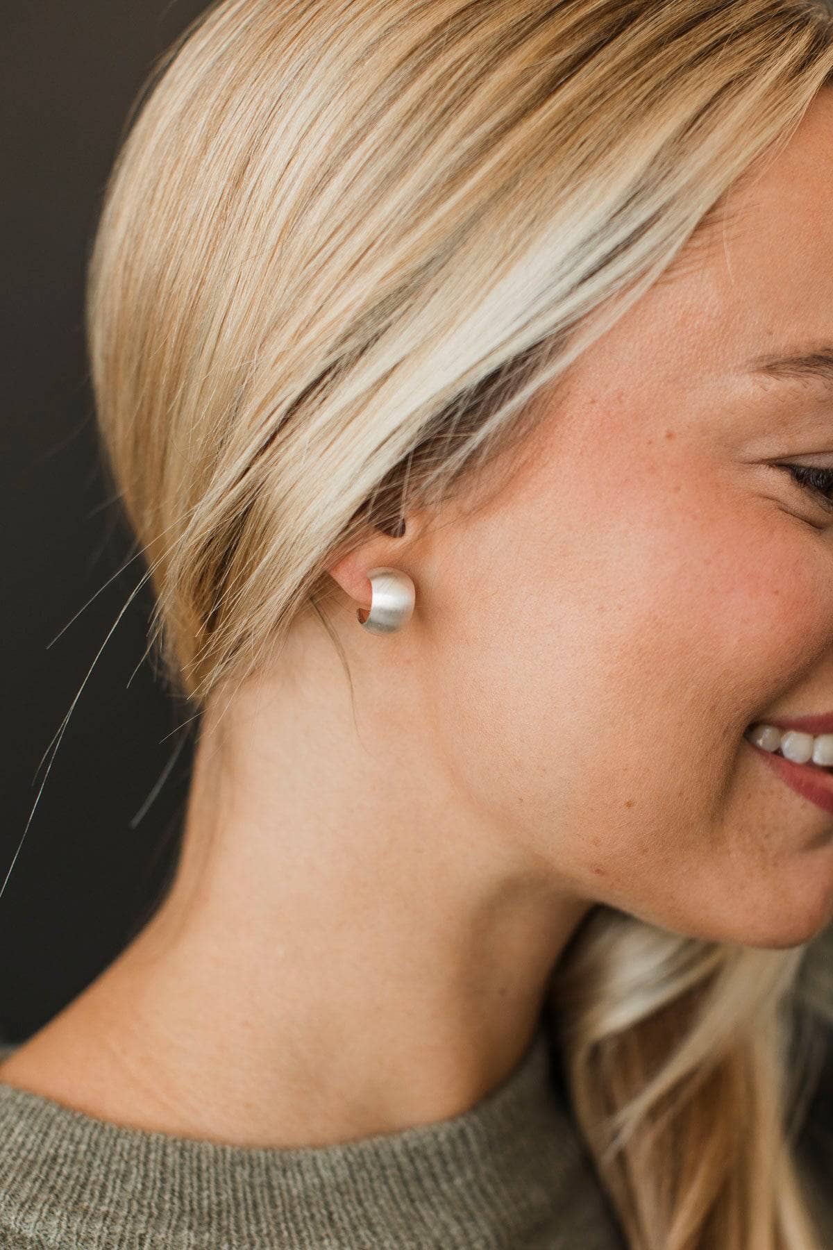 Exclusive Style Chunky C-Hoop Earrings- Matte Silver