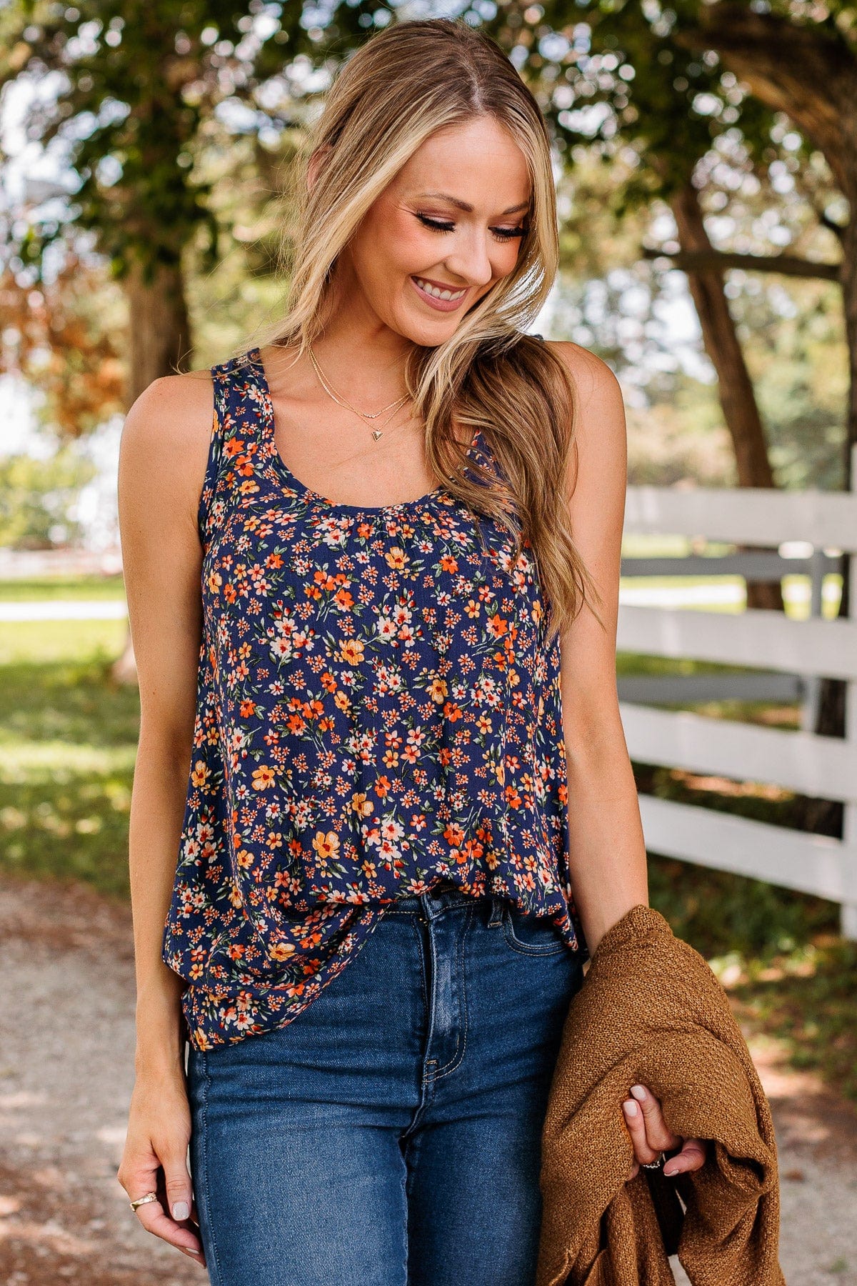 Eye Catching Beauty Floral Tank- Navy - Image 3